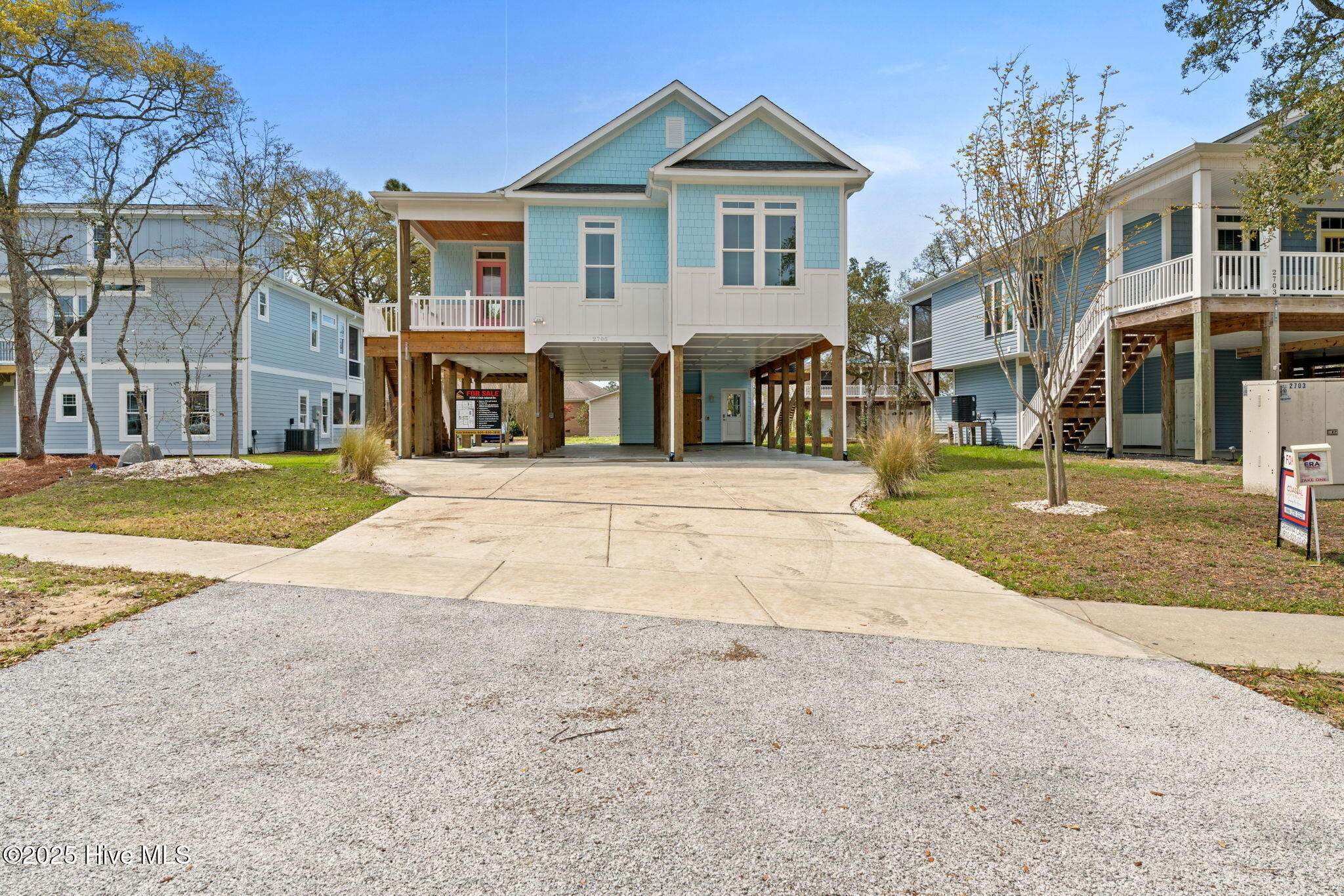 2705 E Oak Island Drive Property Photo 74