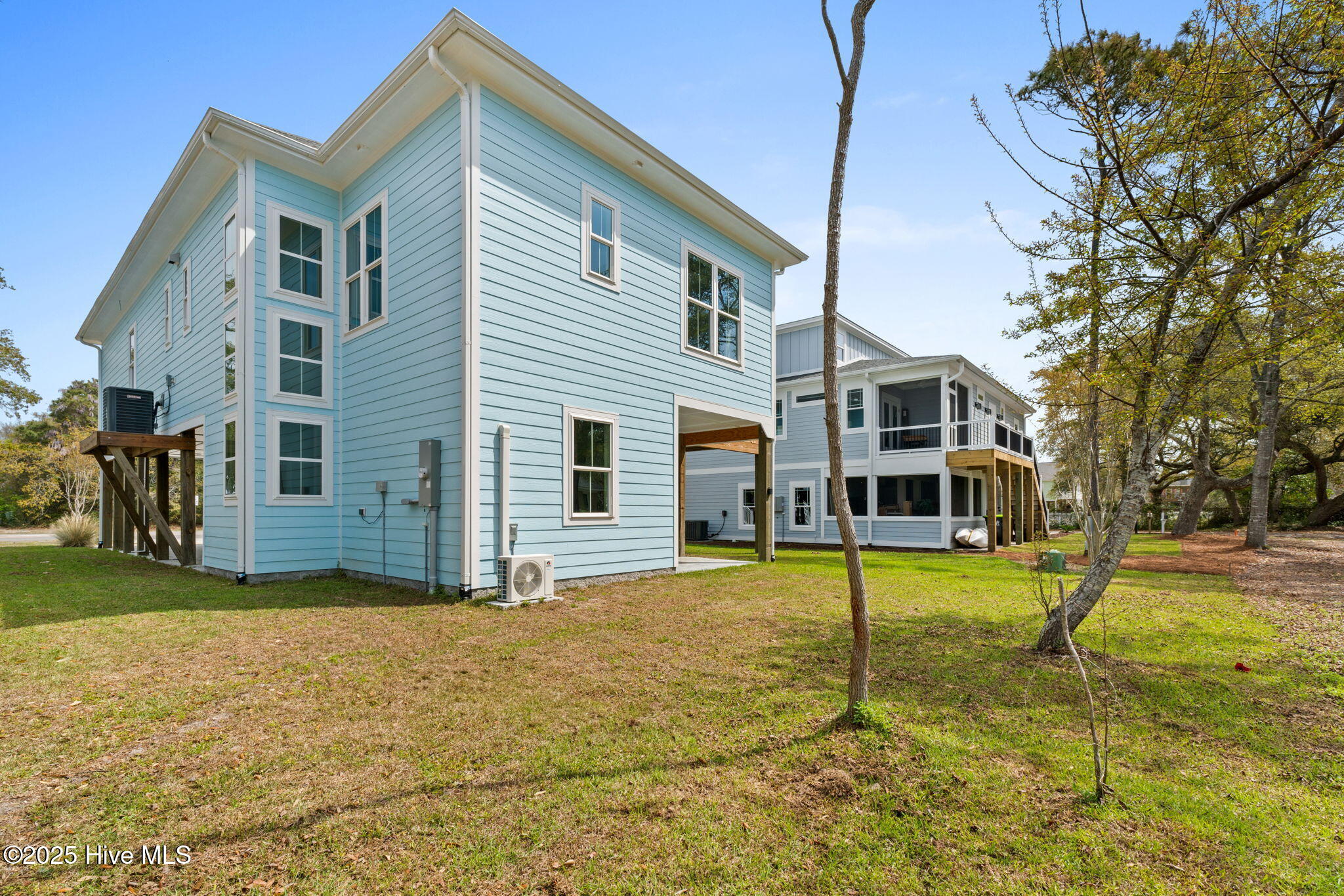 2705 E Oak Island Drive Property Photo 76