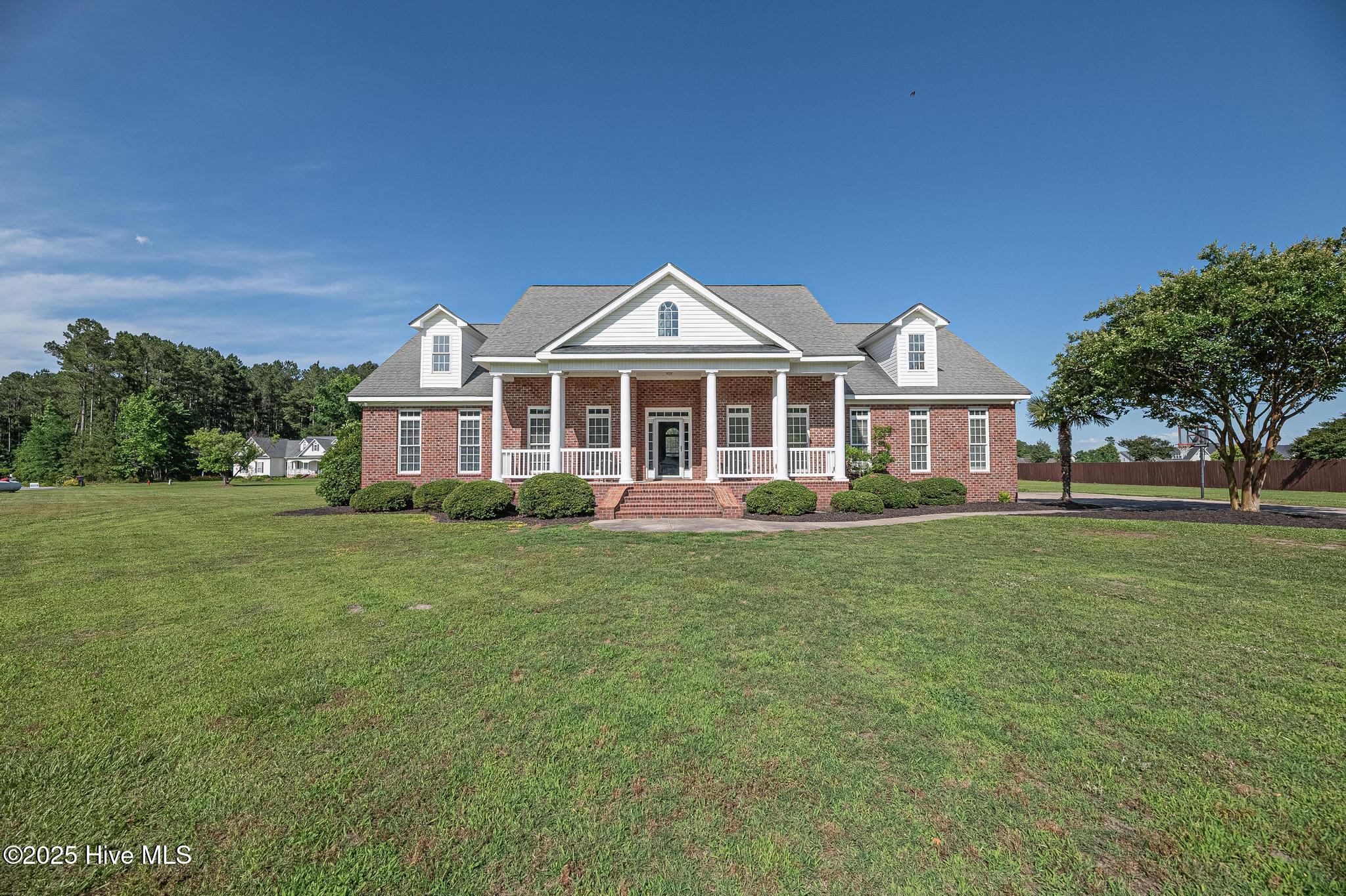 3233 Misty Pines Road