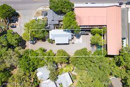 105 E Brown Street Property Photo 10