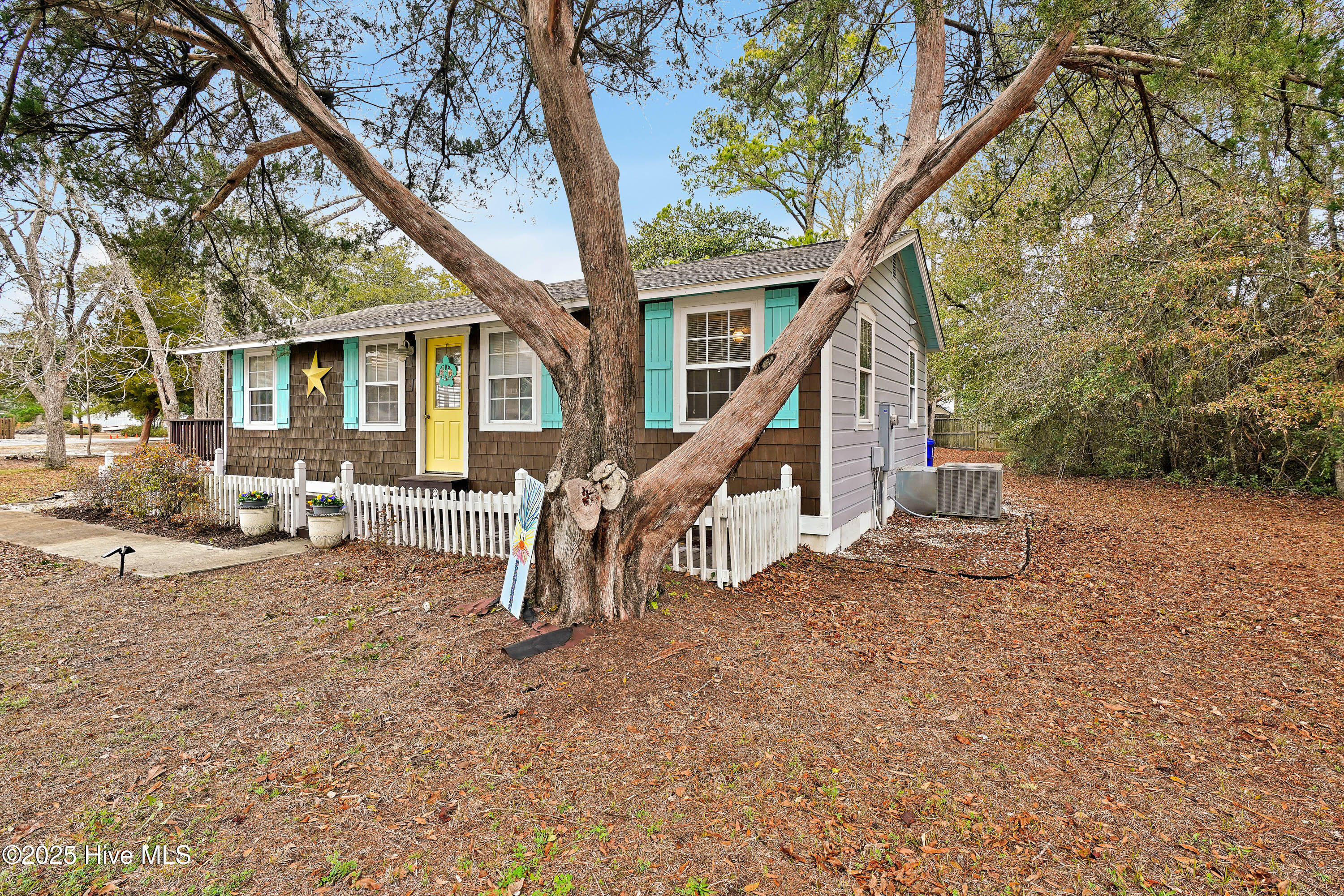418 Stuart Avenue Property Photo 3