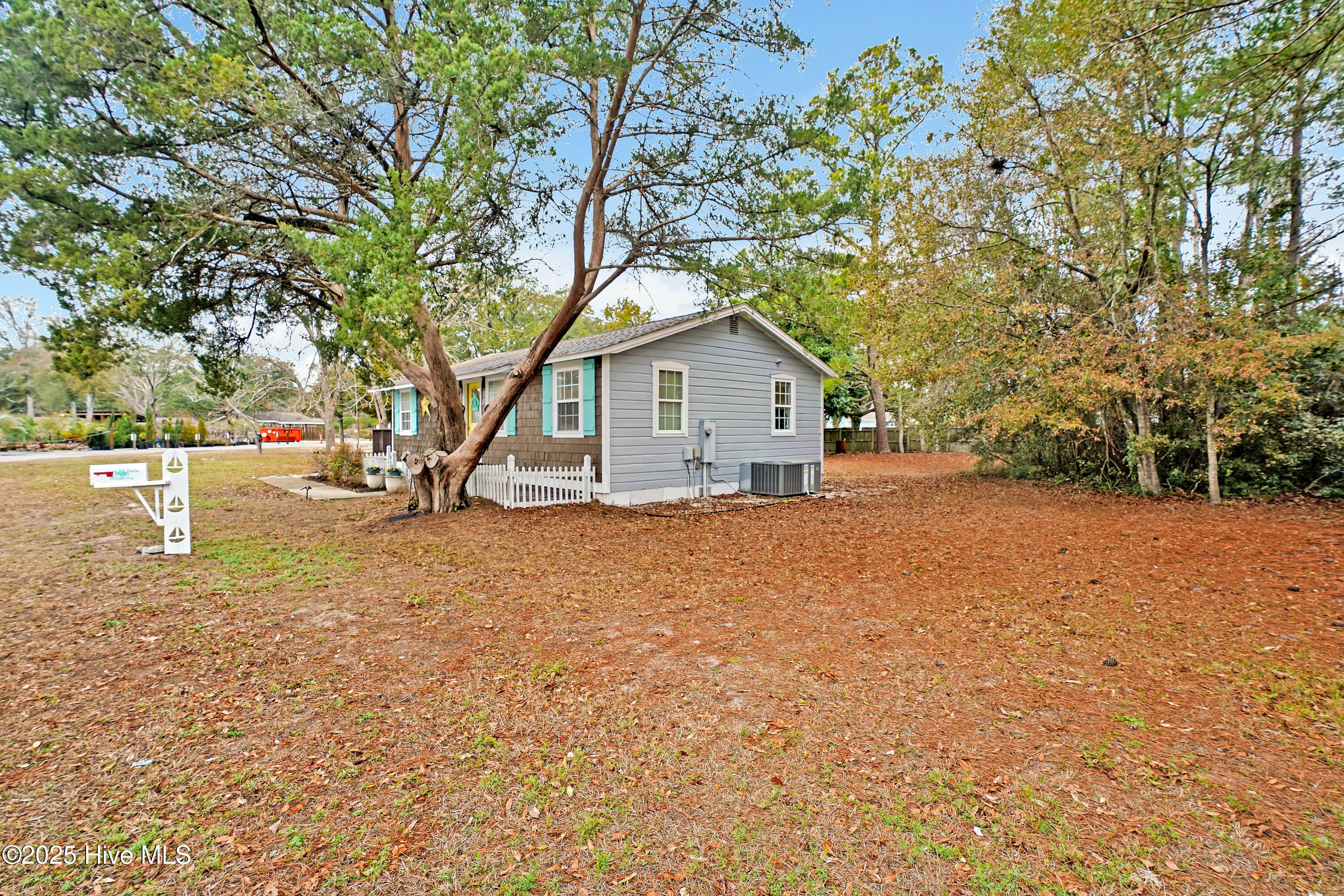418 Stuart Avenue Property Photo 27