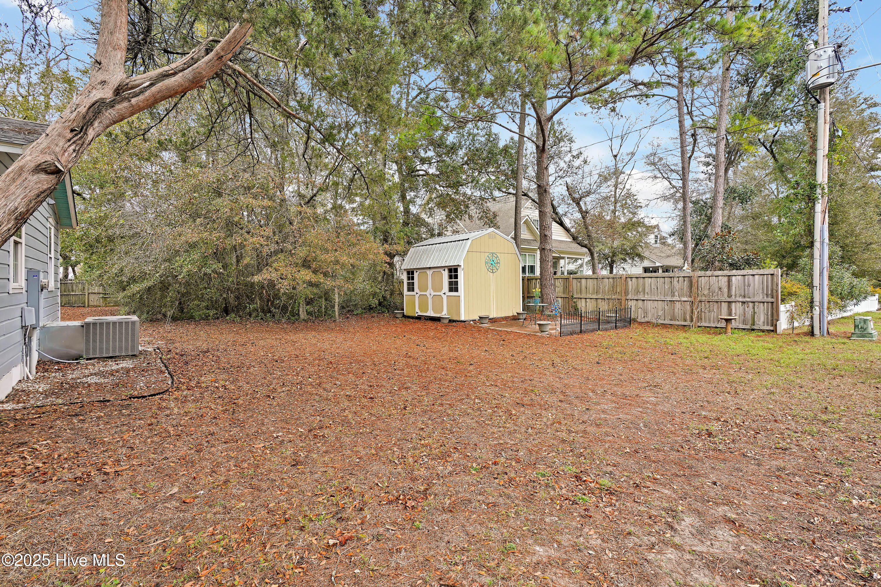 418 Stuart Avenue Property Photo 28
