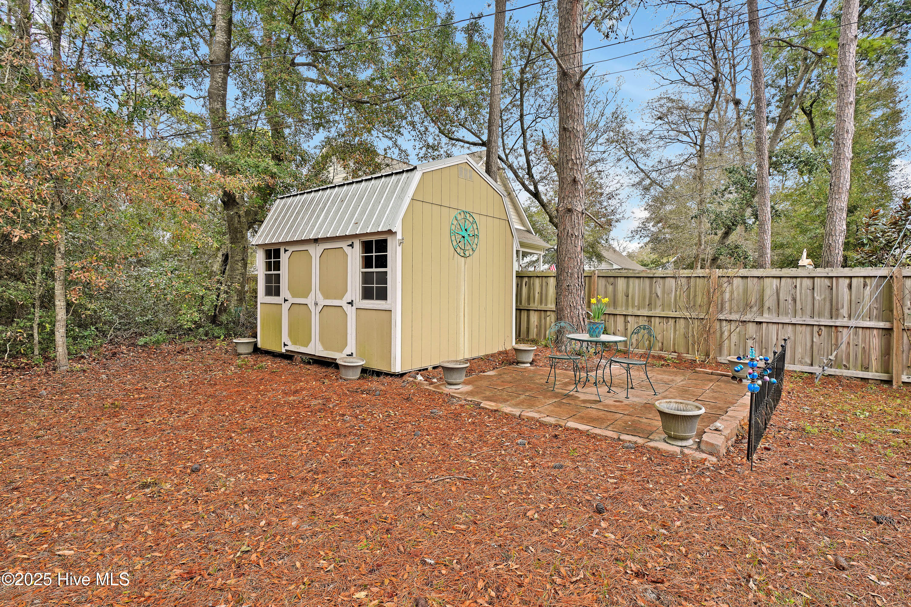 418 Stuart Avenue Property Photo 29