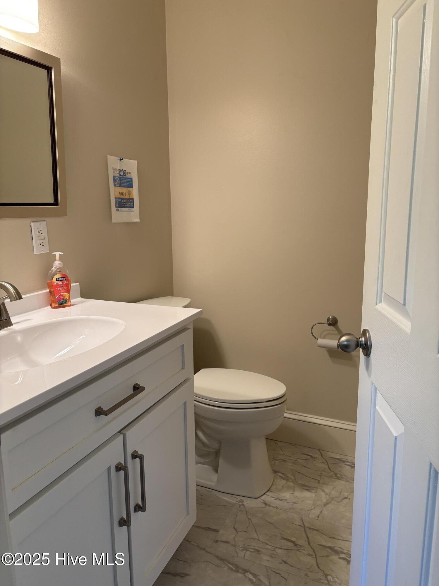 638 W Corbett Avenue Property Photo 14