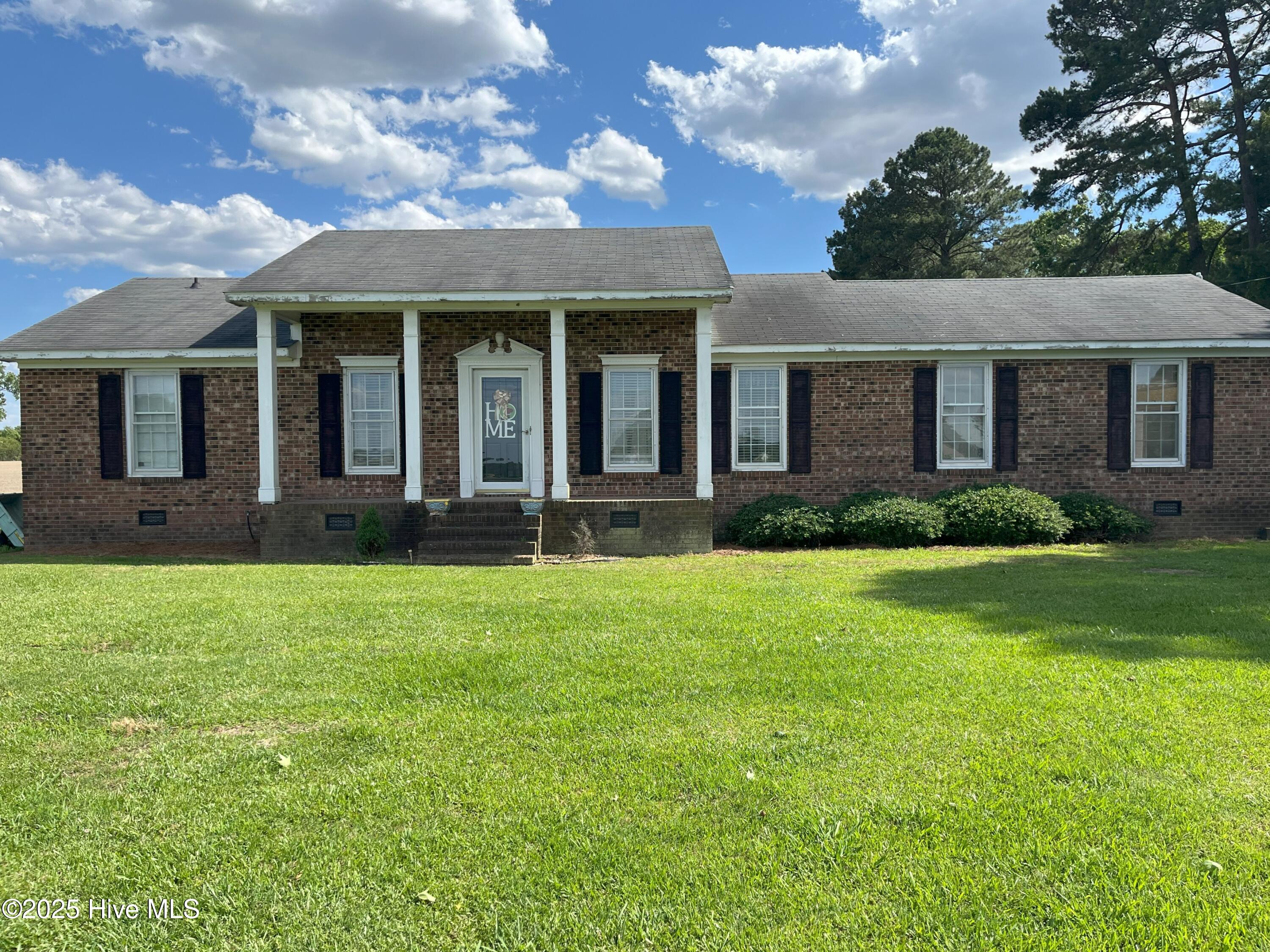 1076 Corbett Town Road Property Photo 1
