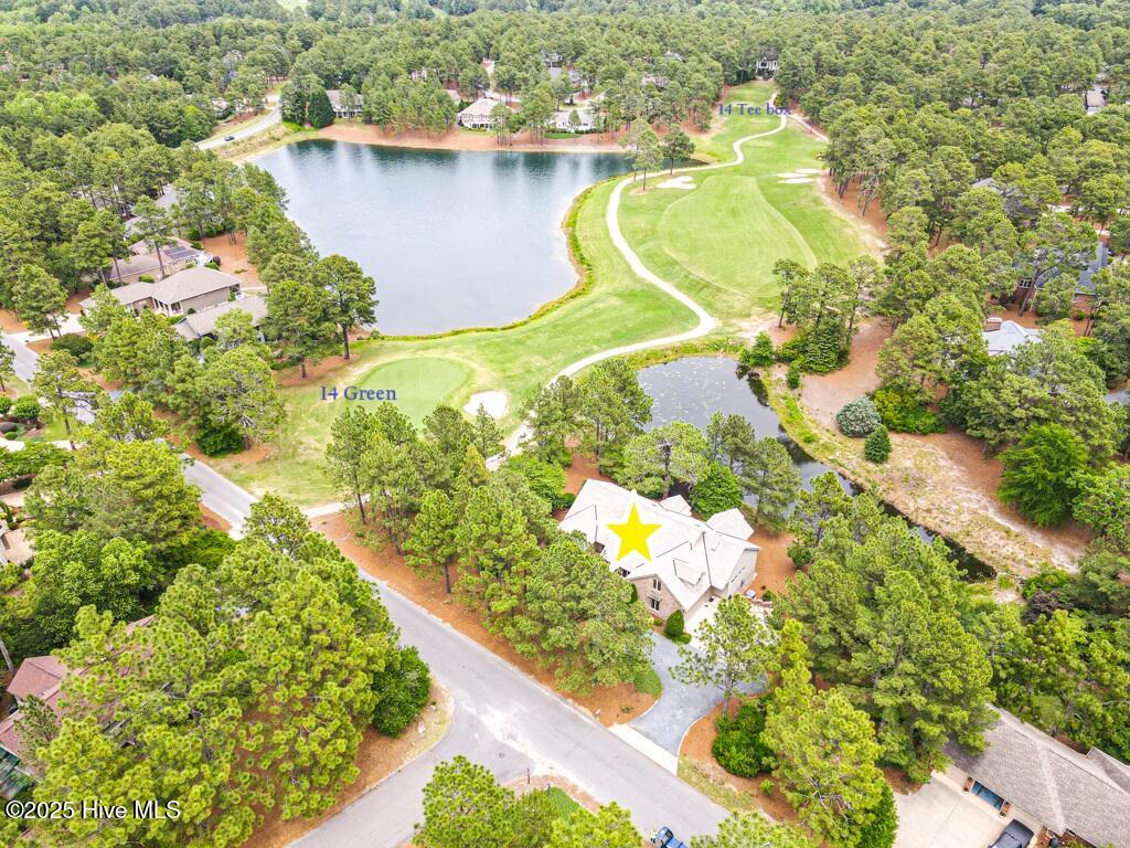 20 Shenecossett Lane Property Photo 1