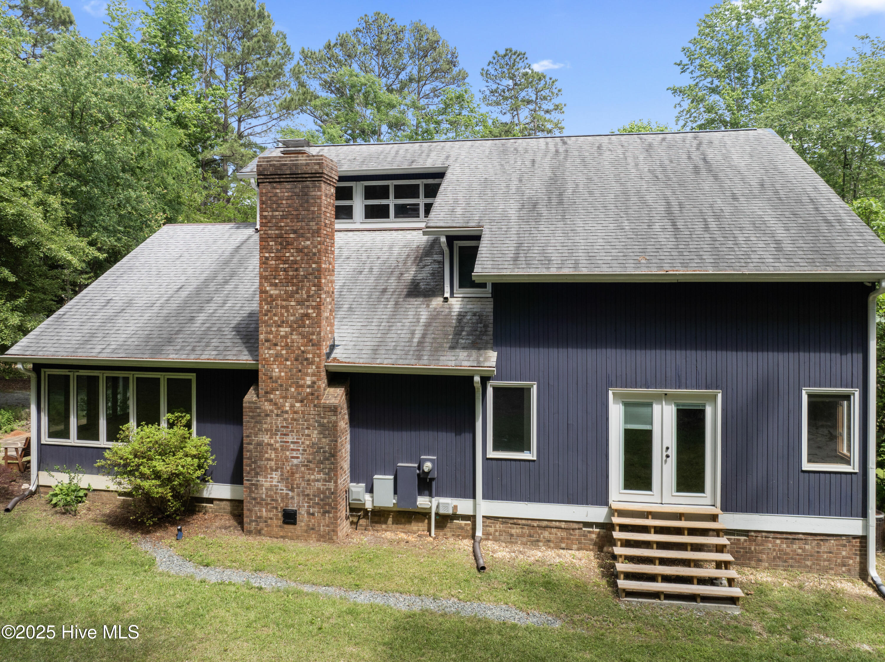 1000 Phils Creek Road Property Photo 3