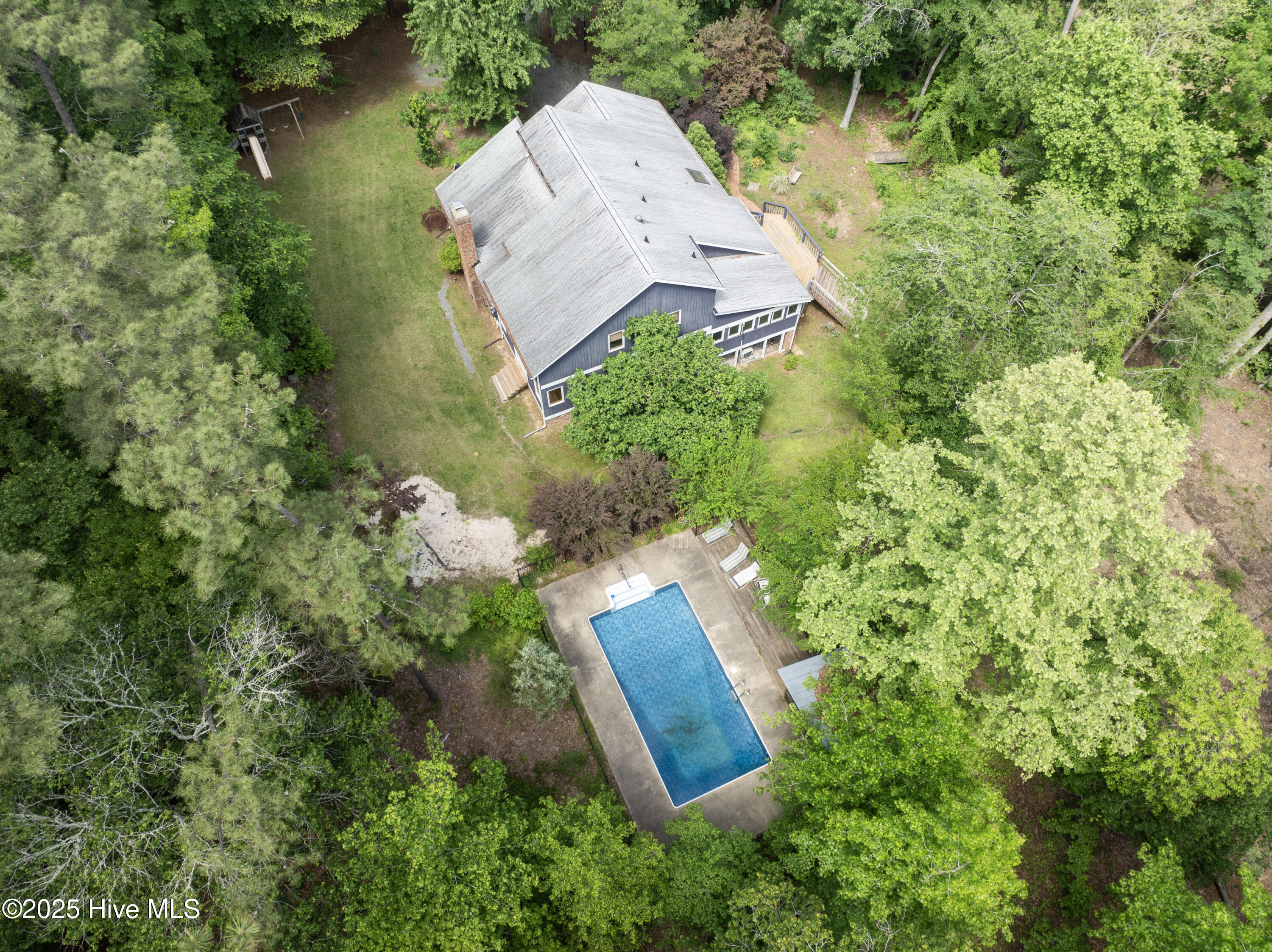 1000 Phils Creek Road Property Photo 4