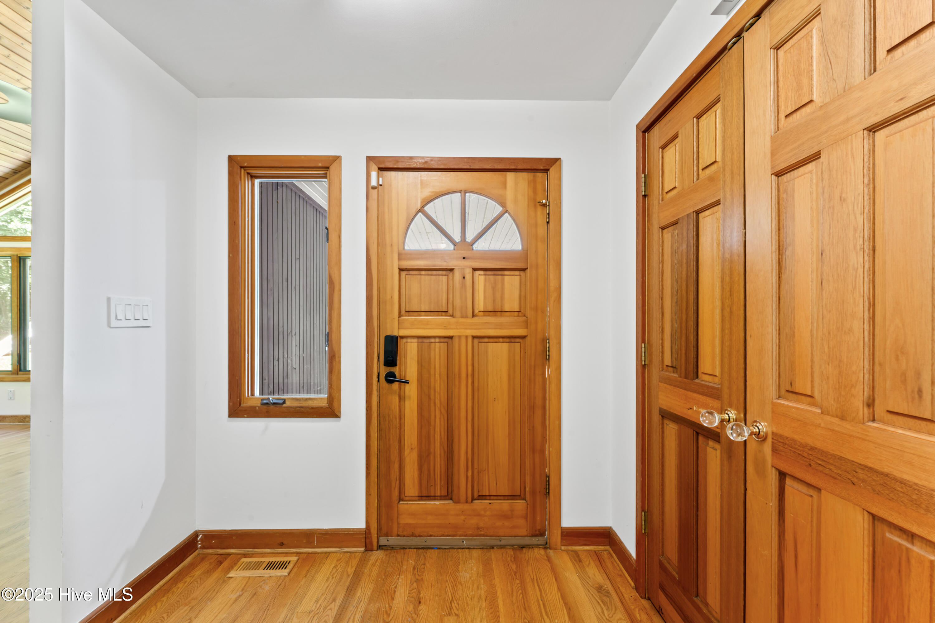 1000 Phils Creek Road Property Photo 6
