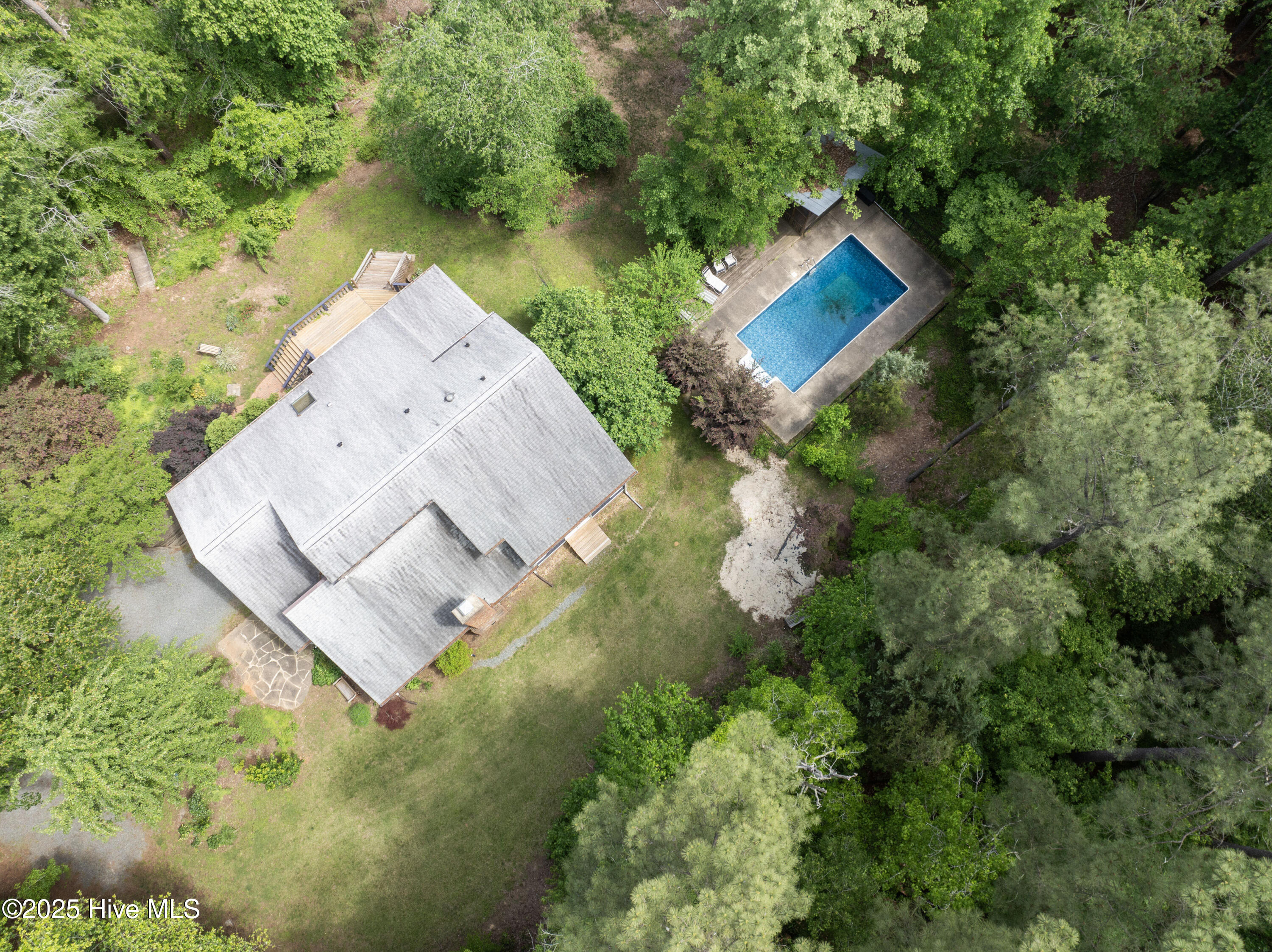 1000 Phils Creek Road Property Photo 8