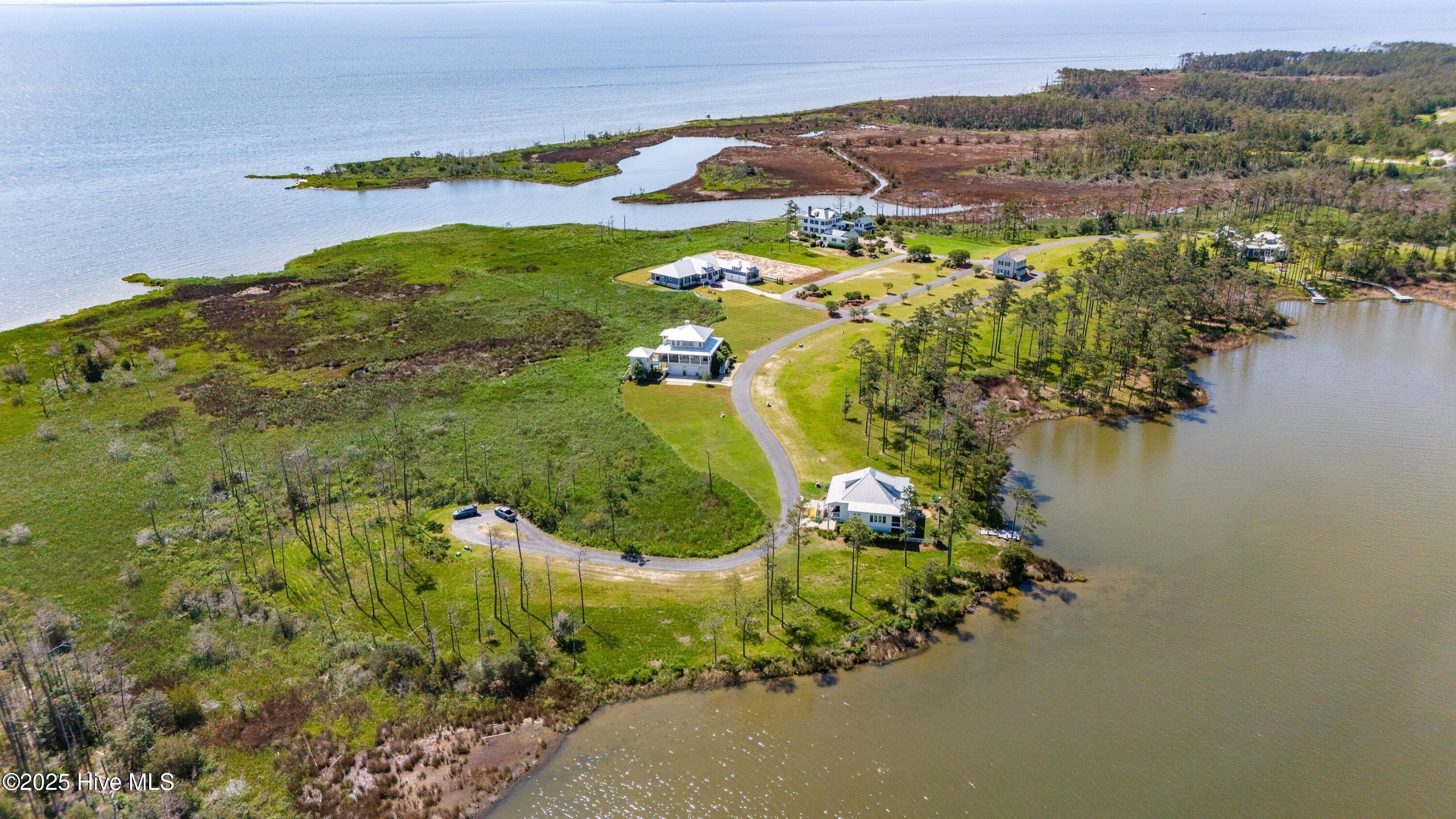 489 Ballast Point Property Photo 6