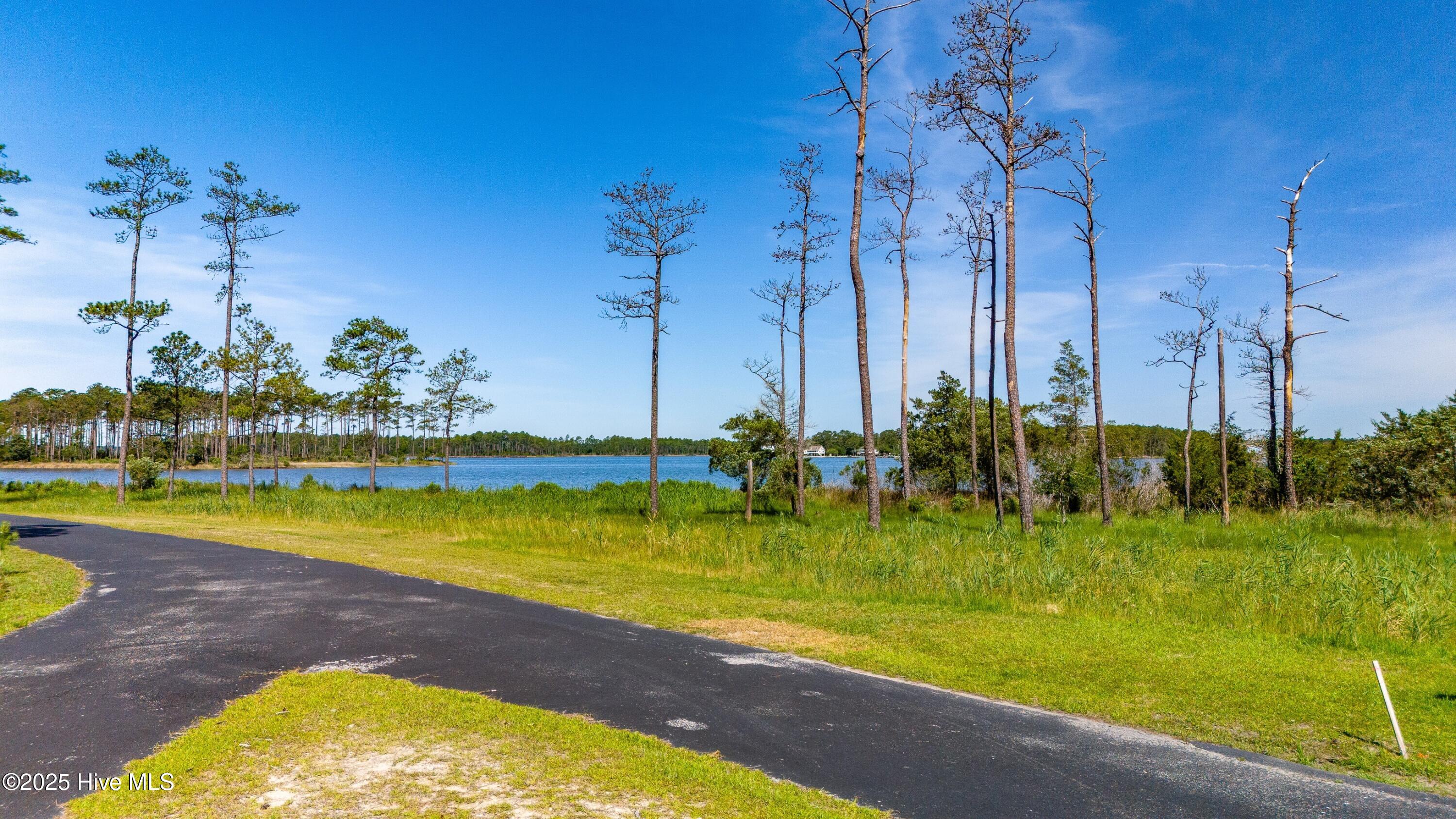 489 Ballast Point Property Photo 8