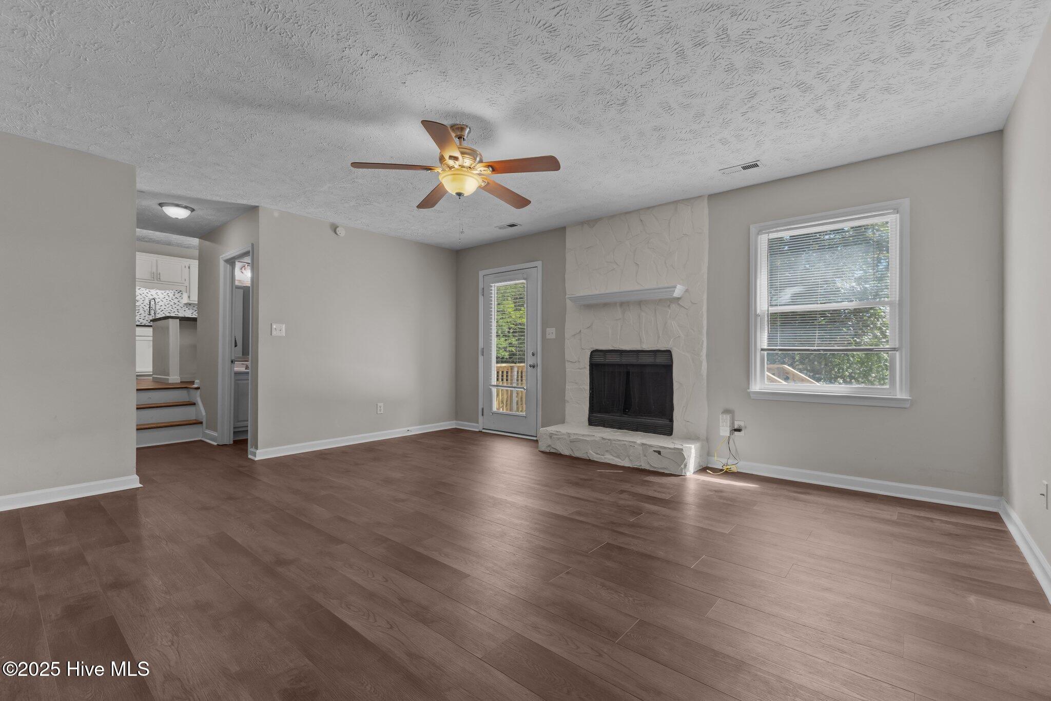 846 Santiato Drive Property Photo 8