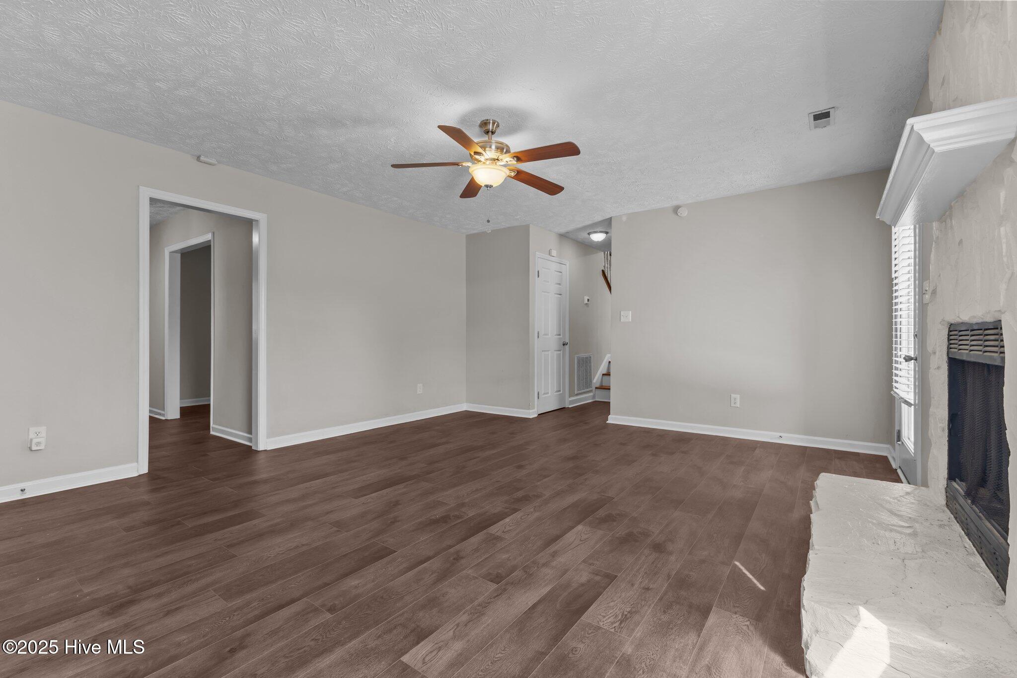 846 Santiato Drive Property Photo 12