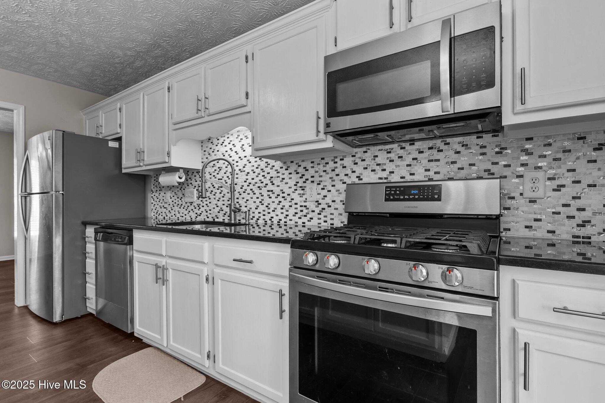 846 Santiato Drive Property Photo 18