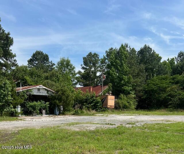1002 Acorn Hill Road Property Photo 1