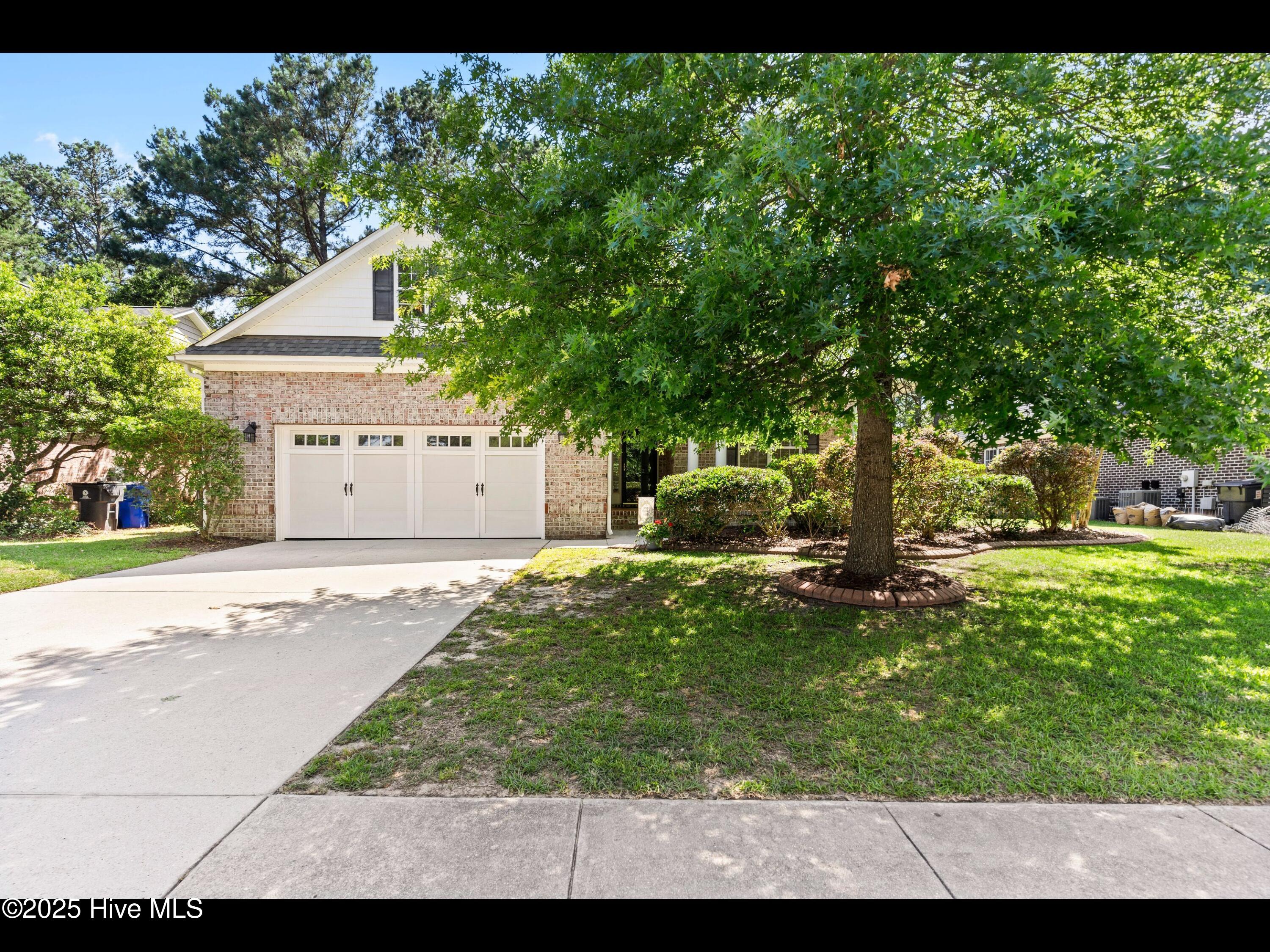 822 Lambrook Drive Property Image