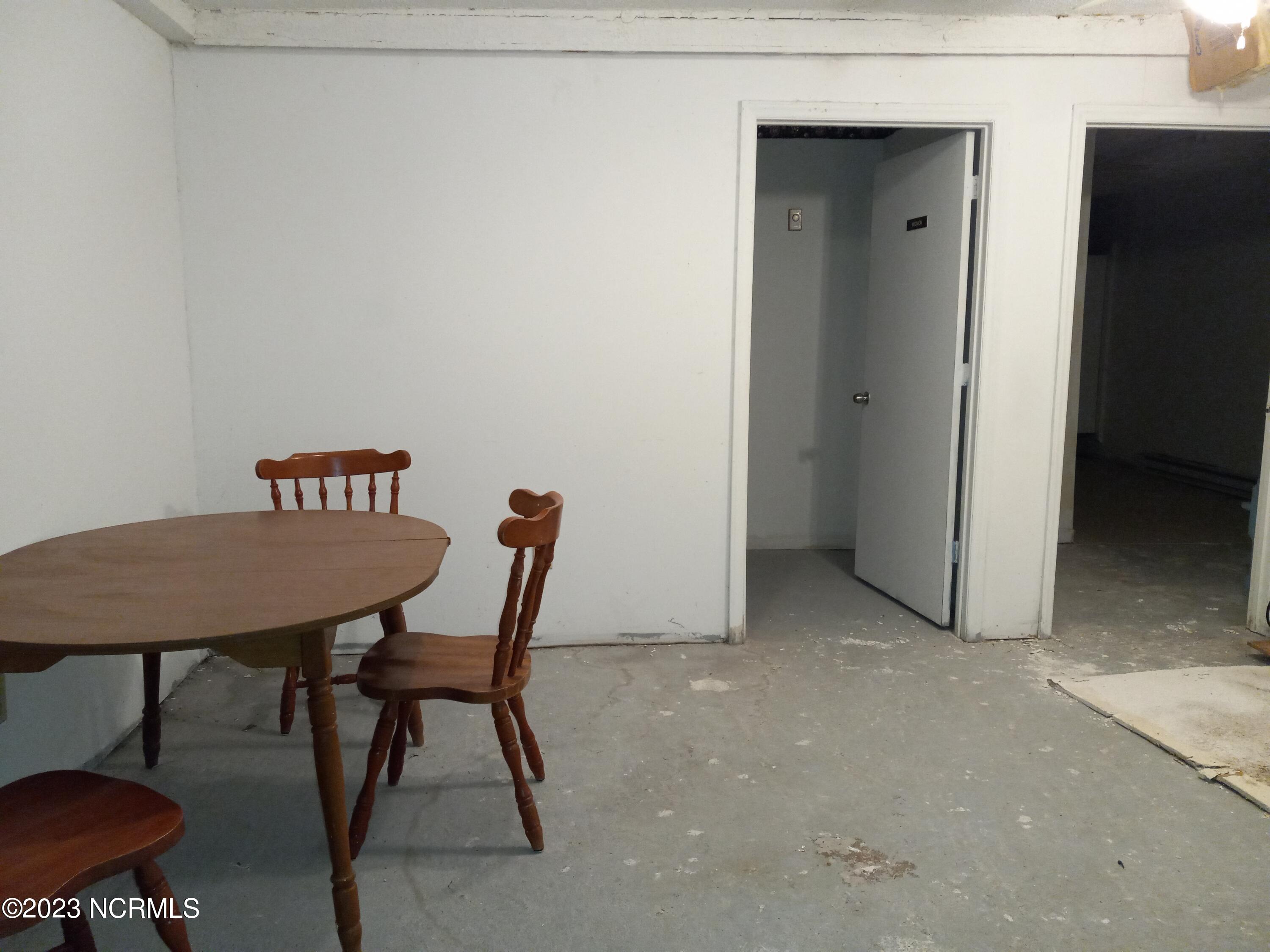 915 Tower Hill Road Property Photo 11
