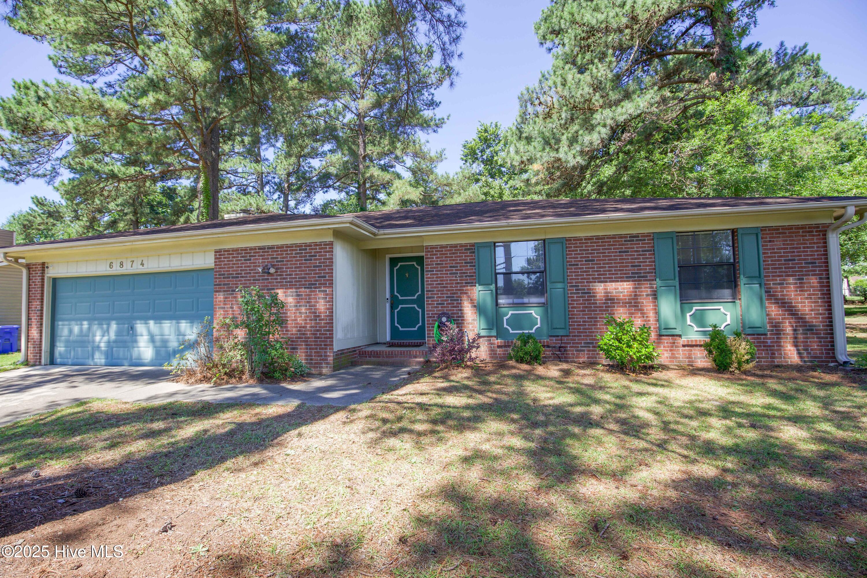 6874 Ferncreek Place Property Photo 1