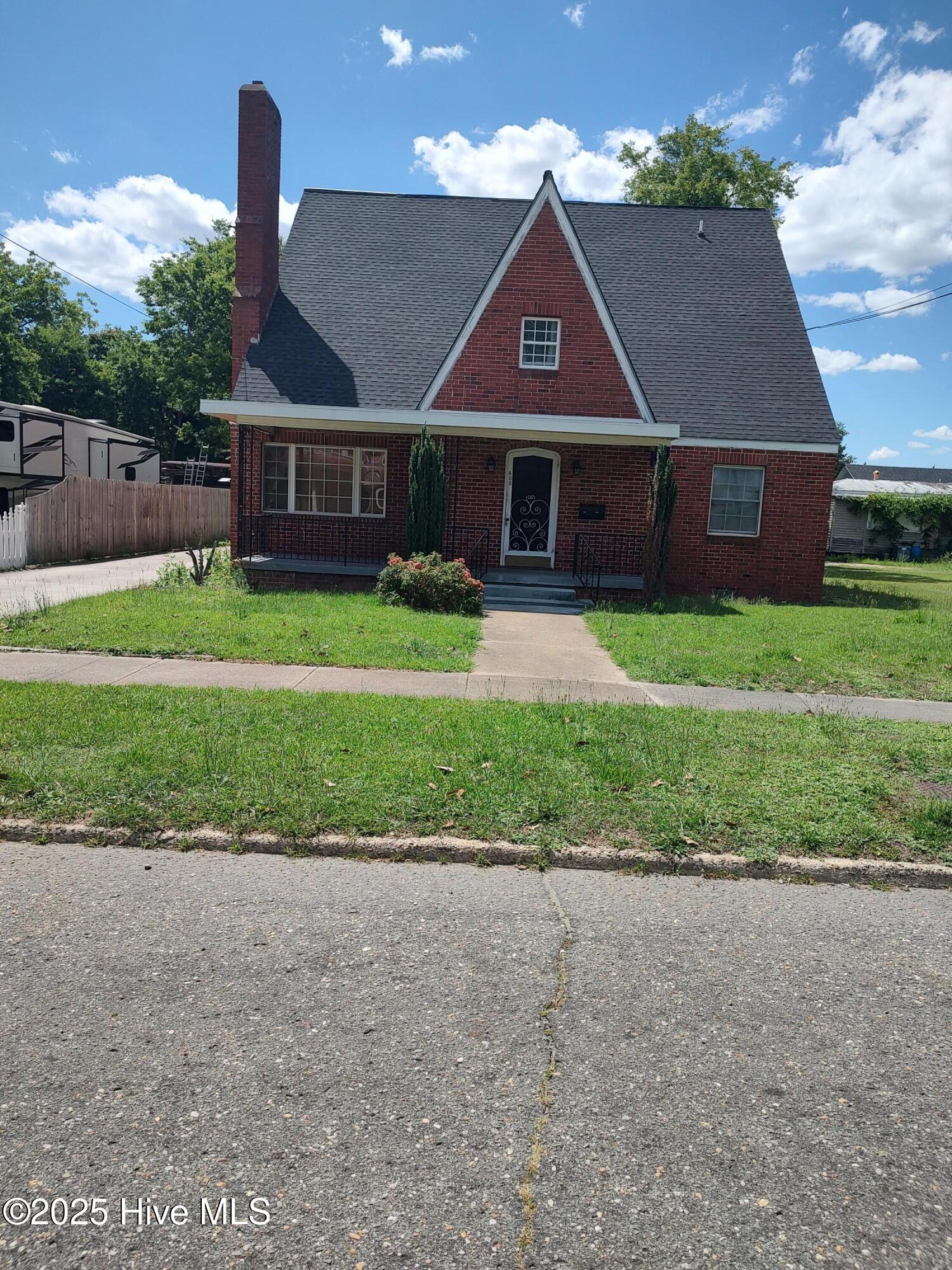 403 S William Street Property Photo 1