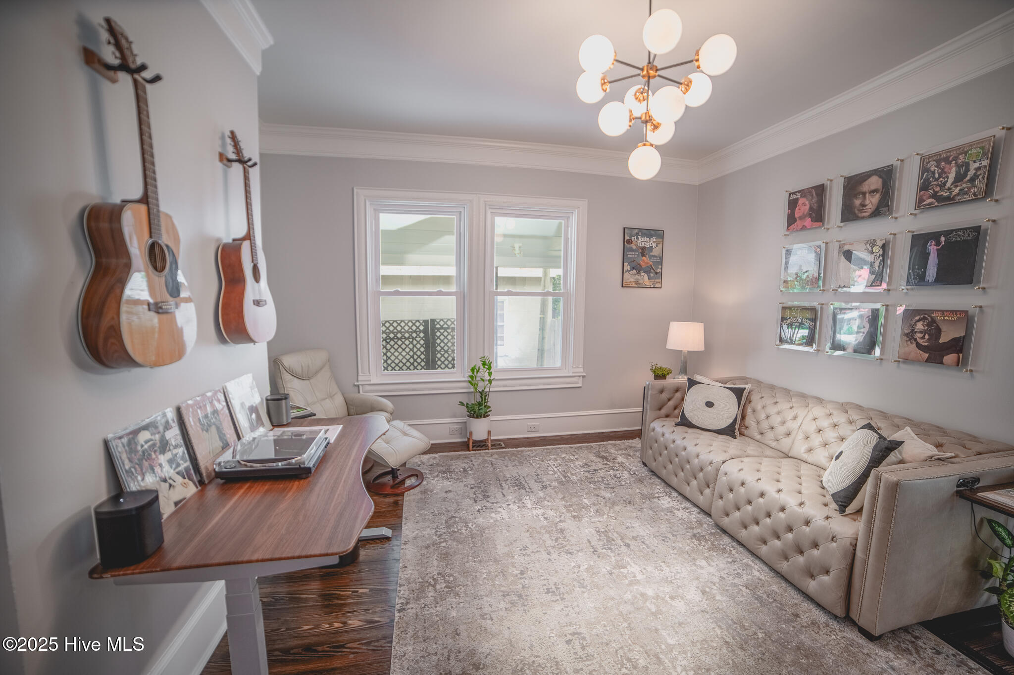 1309 N Pasteur Street Property Photo 12
