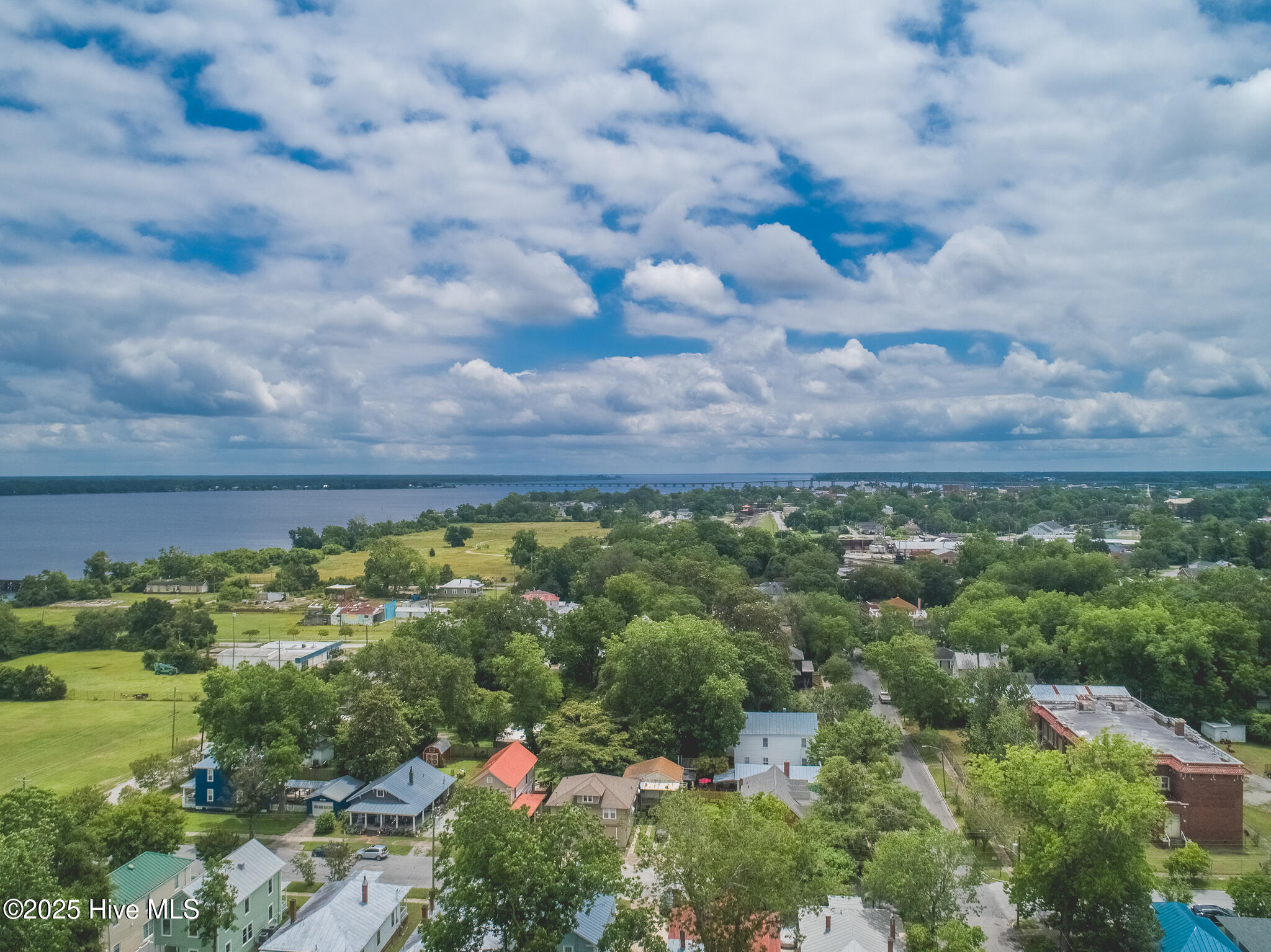 1309 N Pasteur Street Property Photo 43