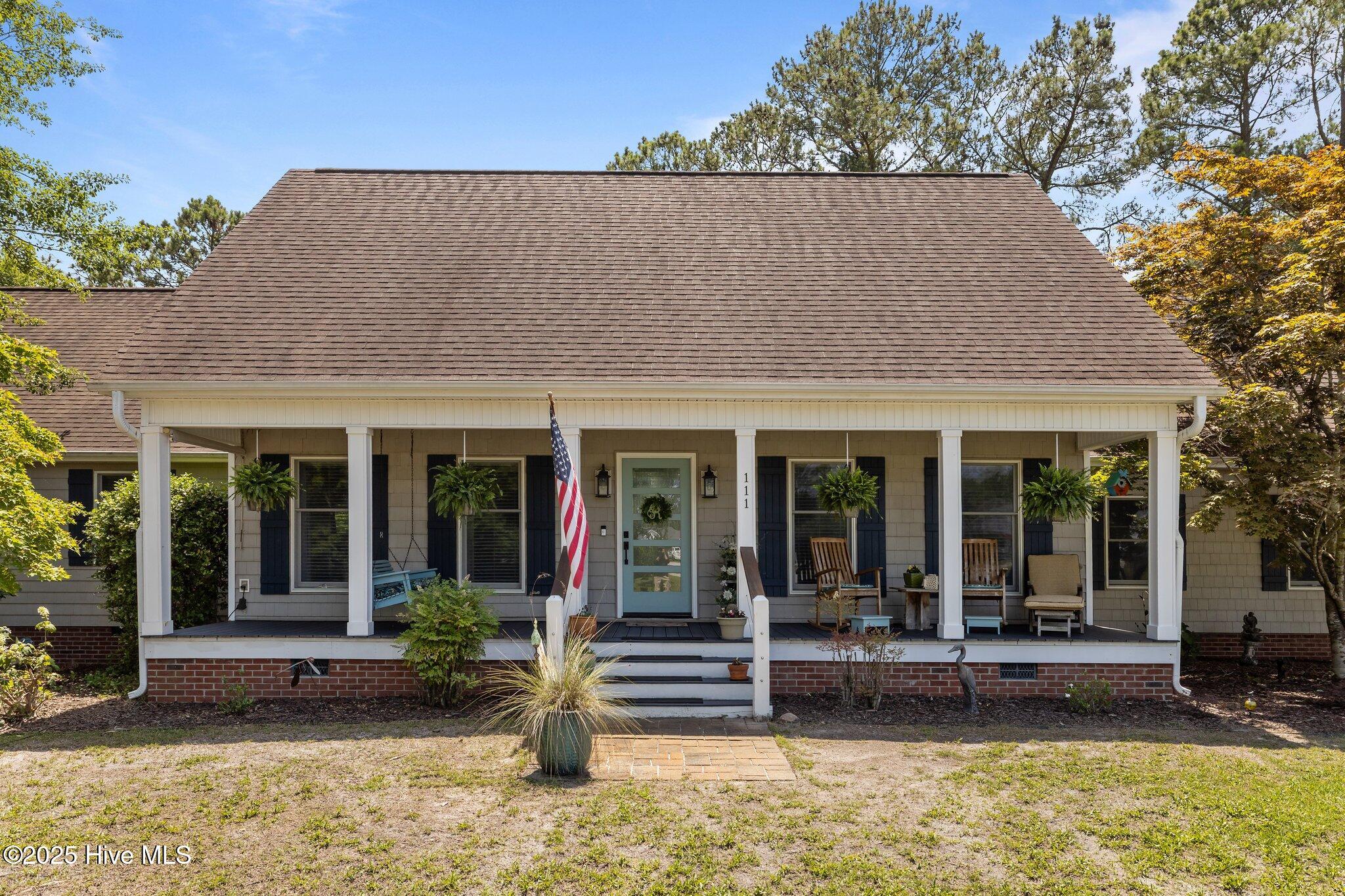 111 Hampton Place Property Photo 1