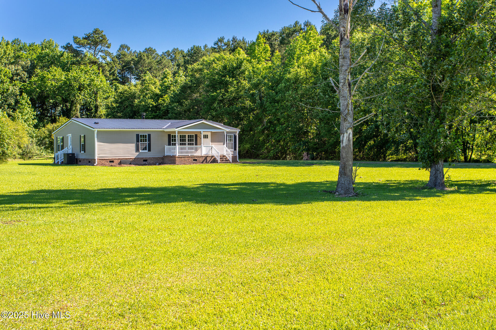 679 Deep Creek Road Property Photo 1