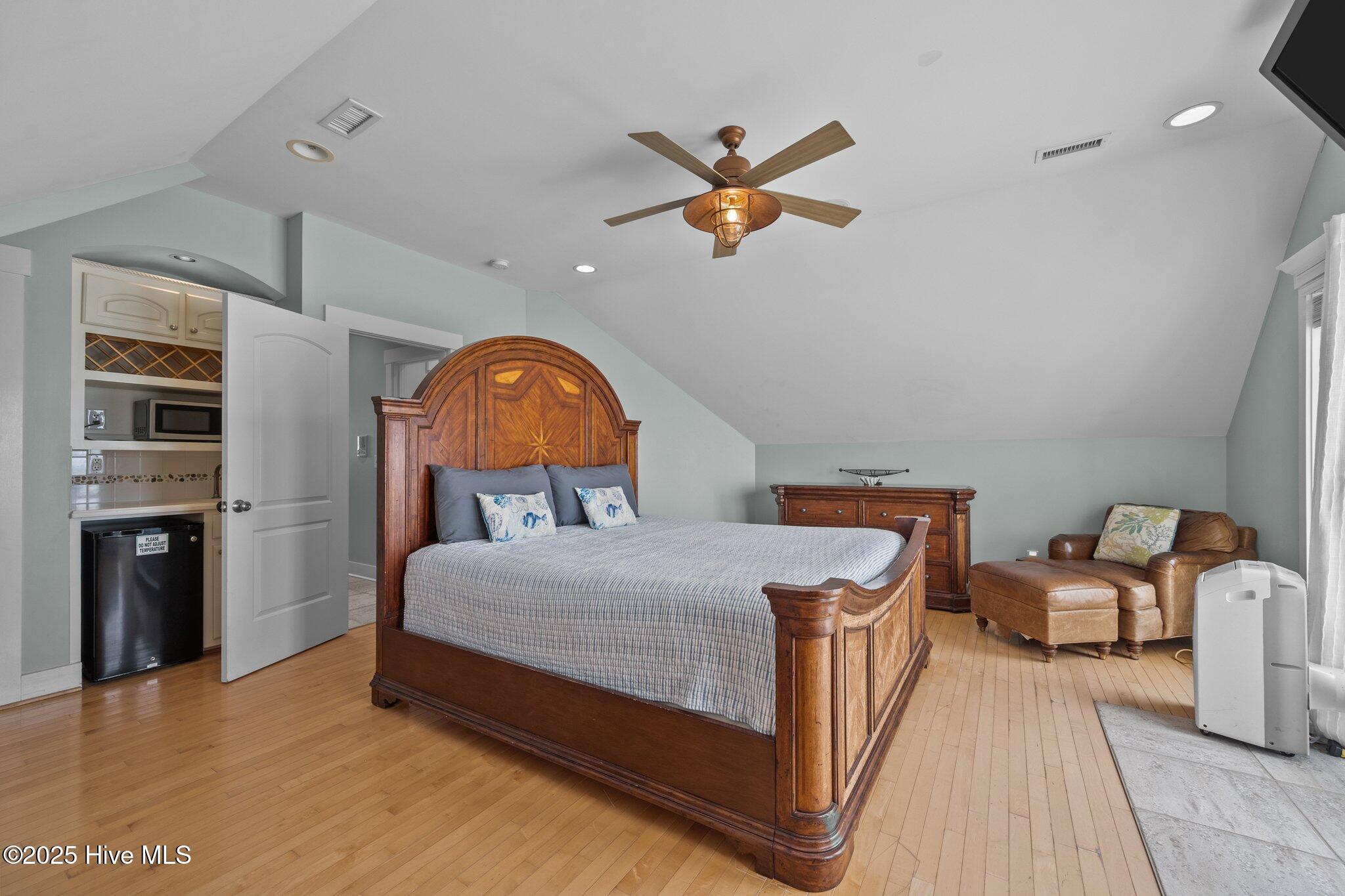 4248 Island Drive Property Photo 57
