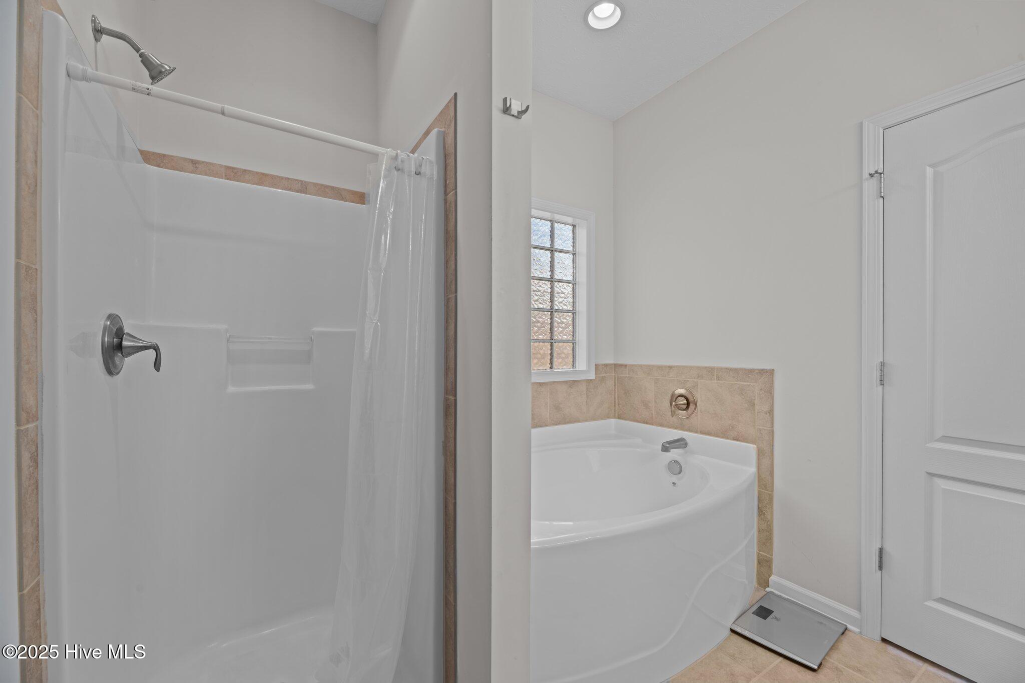3412 Lefringhouse Lane Property Photo 12
