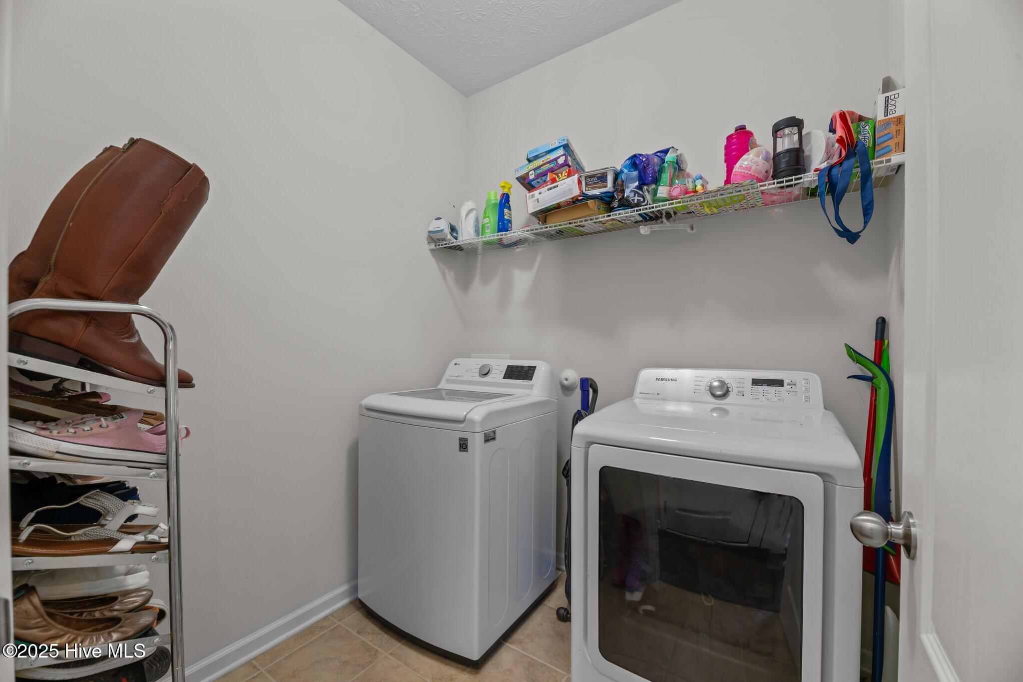 3412 Lefringhouse Lane Property Photo 16