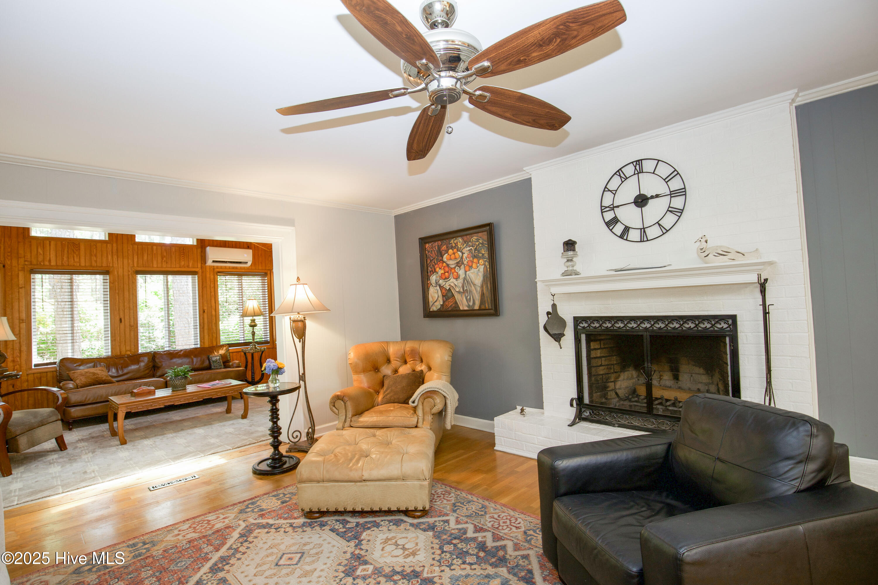 7 Saddle Place Property Photo 2