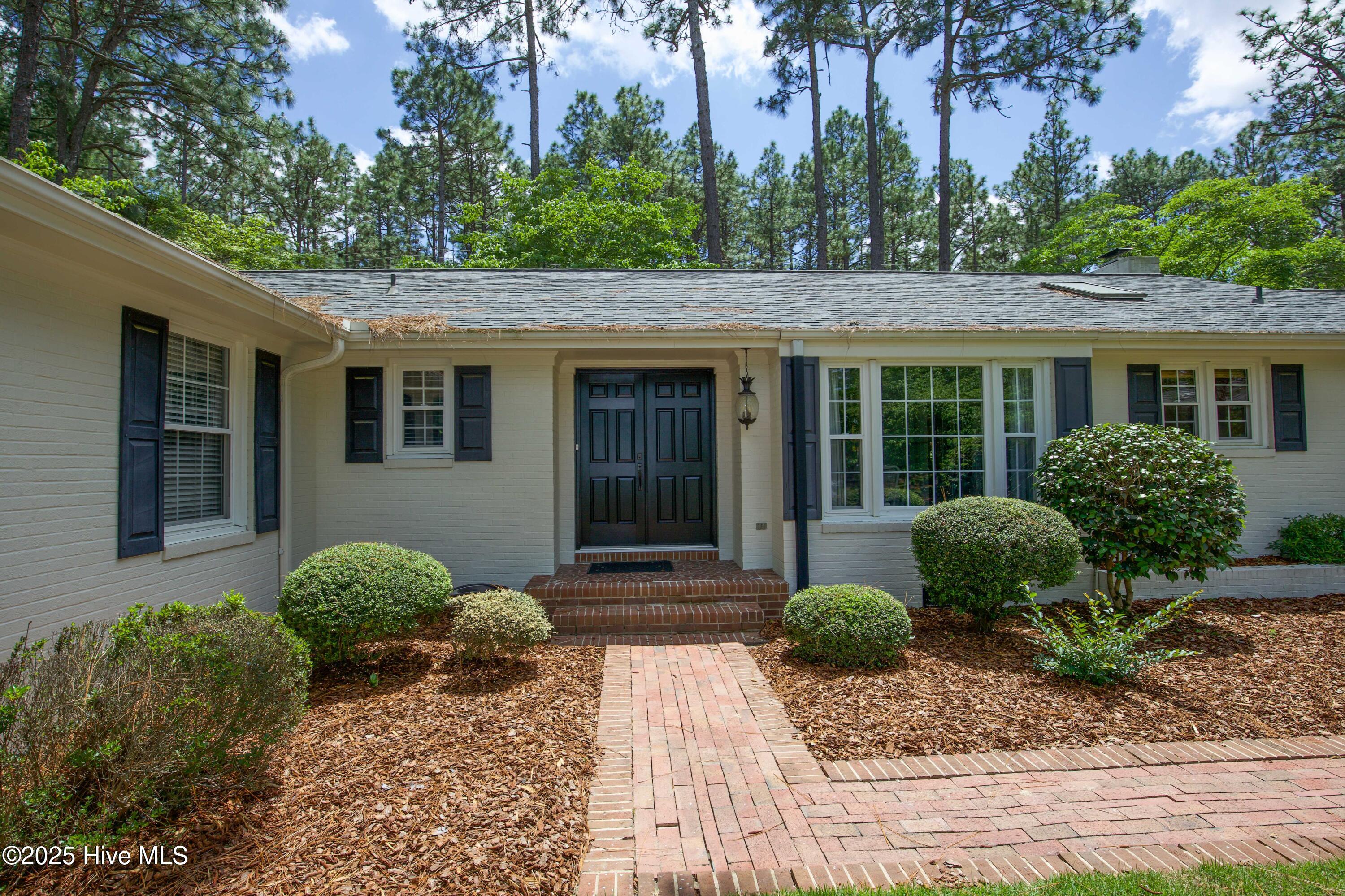 7 Saddle Place Property Photo 12
