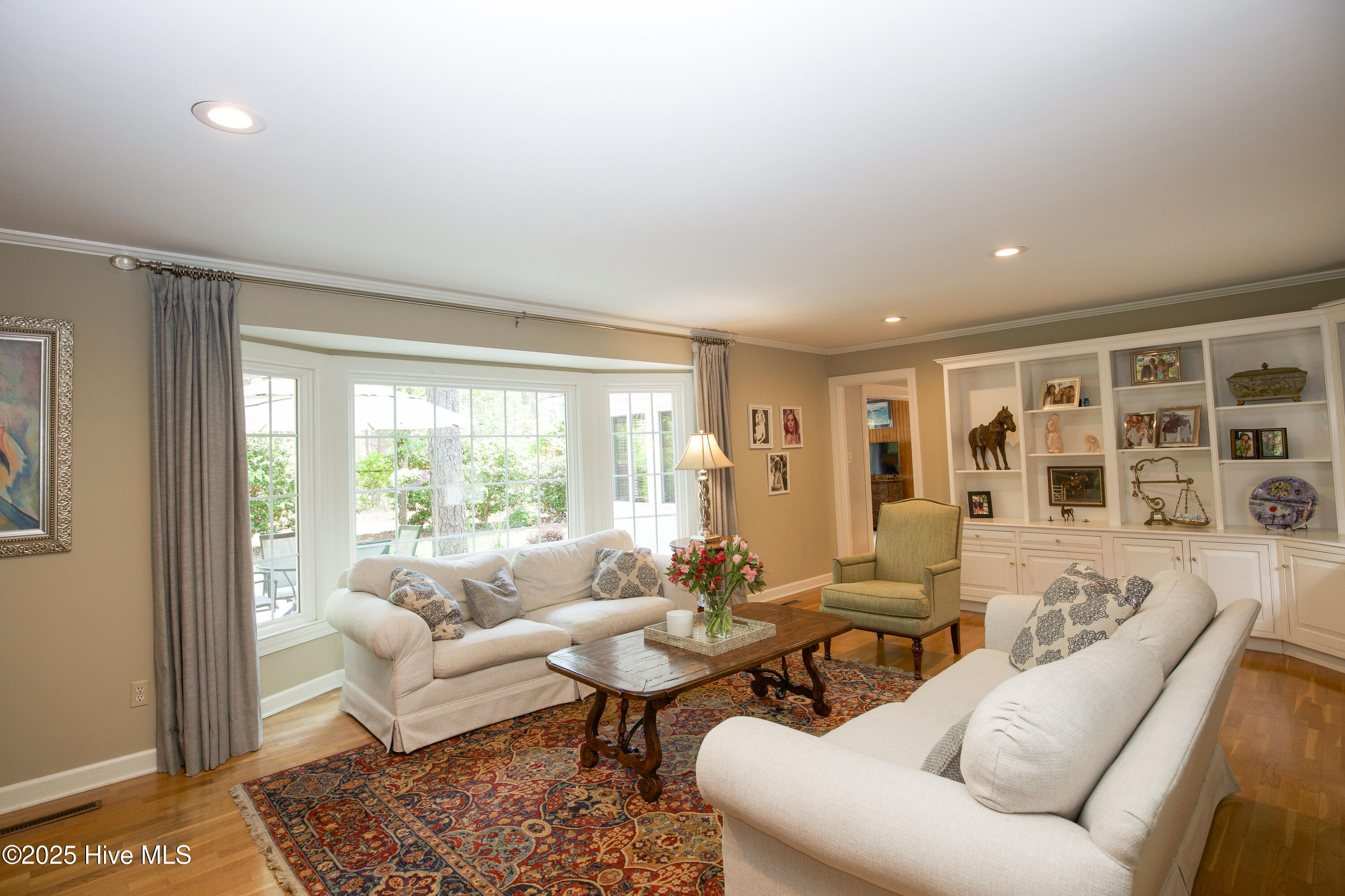 7 Saddle Place Property Photo 15