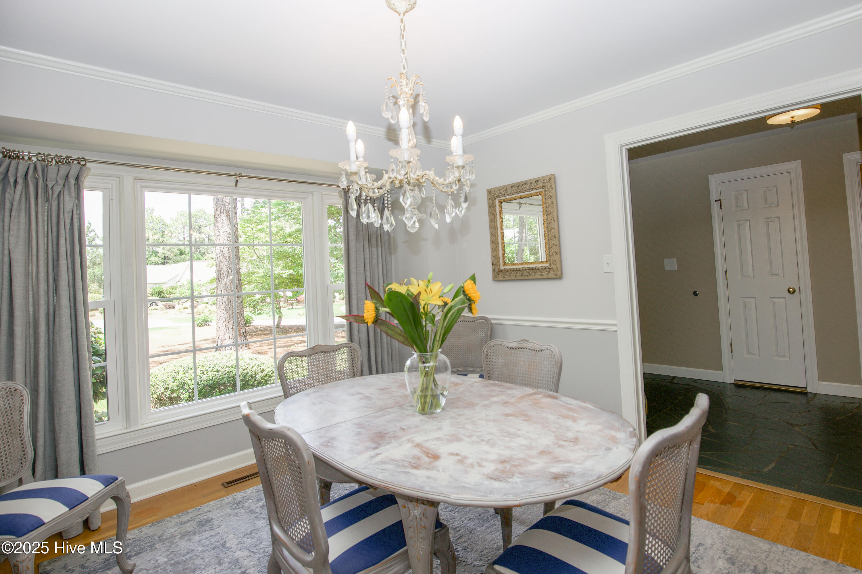 7 Saddle Place Property Photo 17