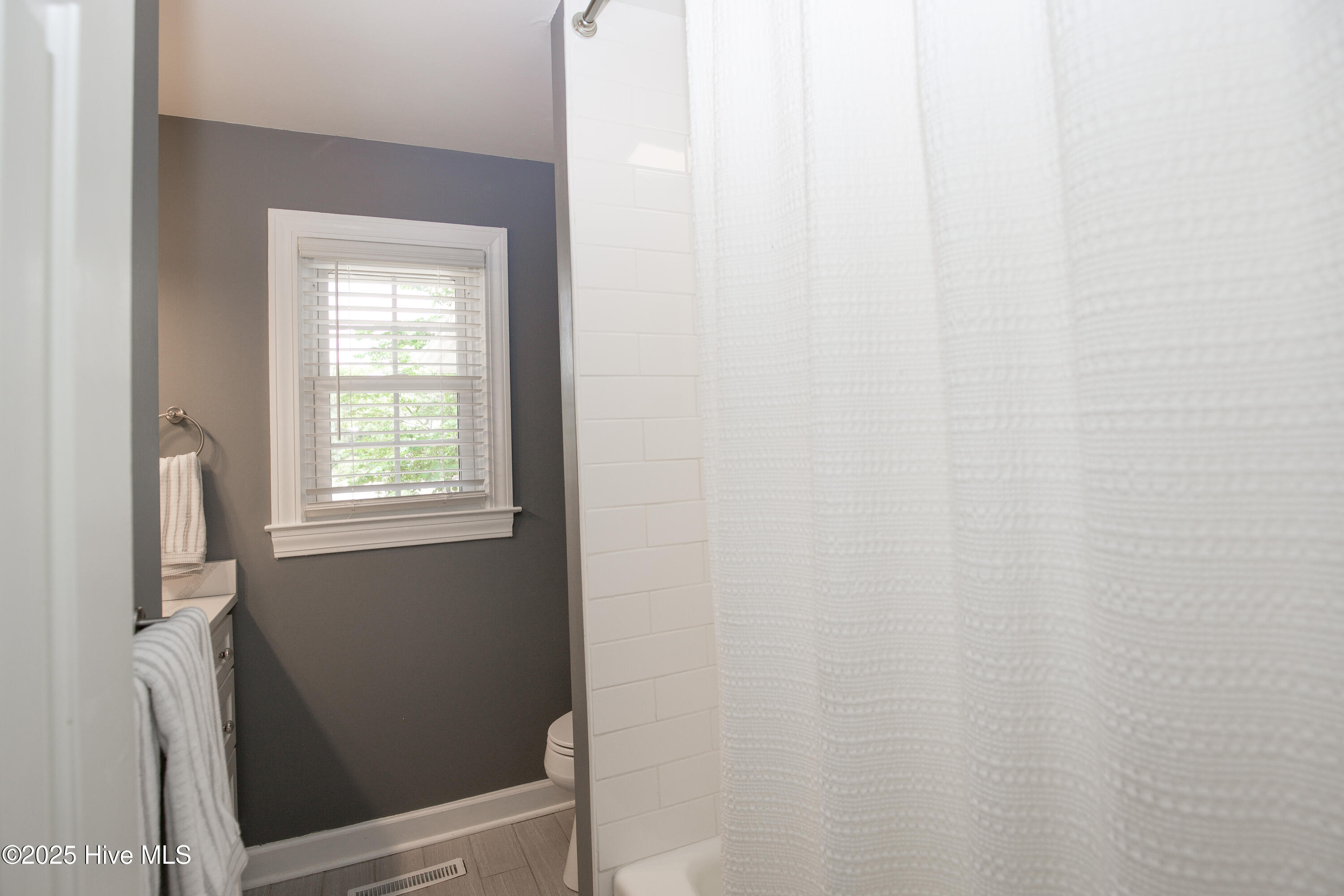 7 Saddle Place Property Photo 43