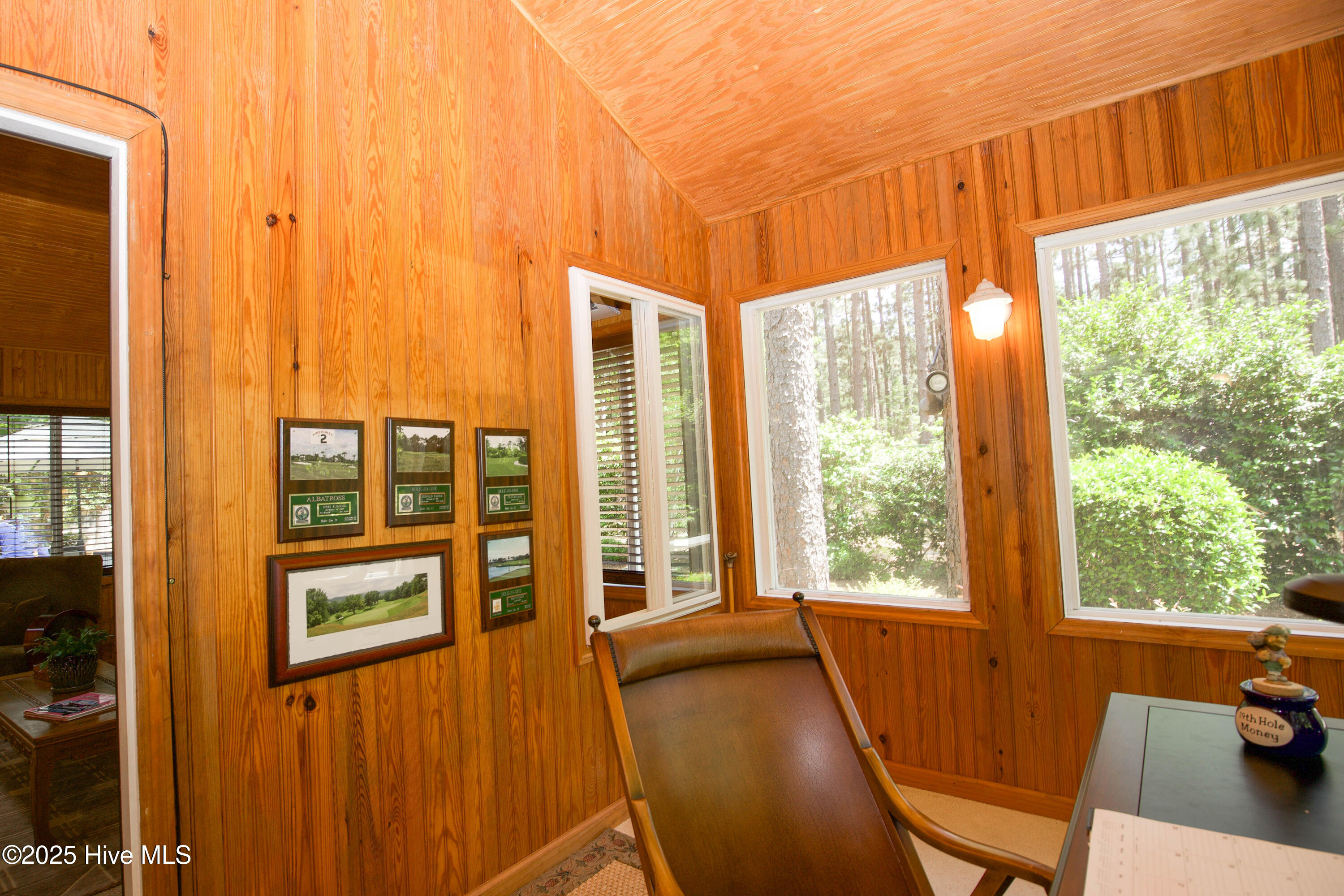 7 Saddle Place Property Photo 47