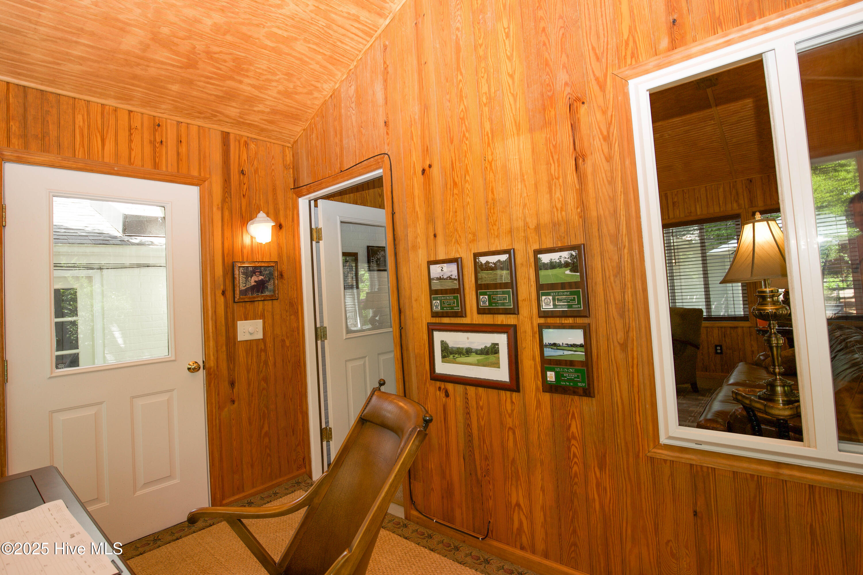 7 Saddle Place Property Photo 48