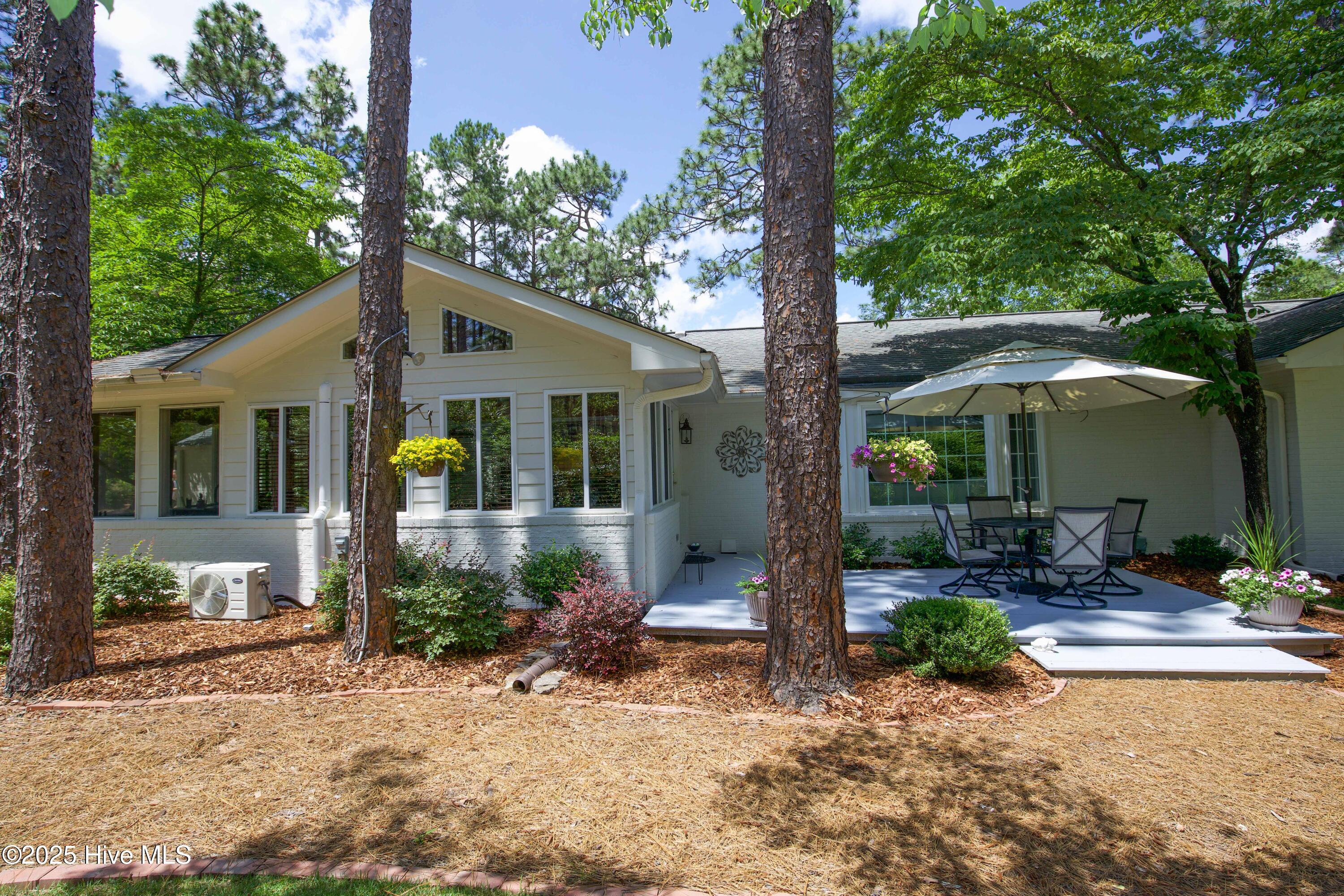 7 Saddle Place Property Photo 57