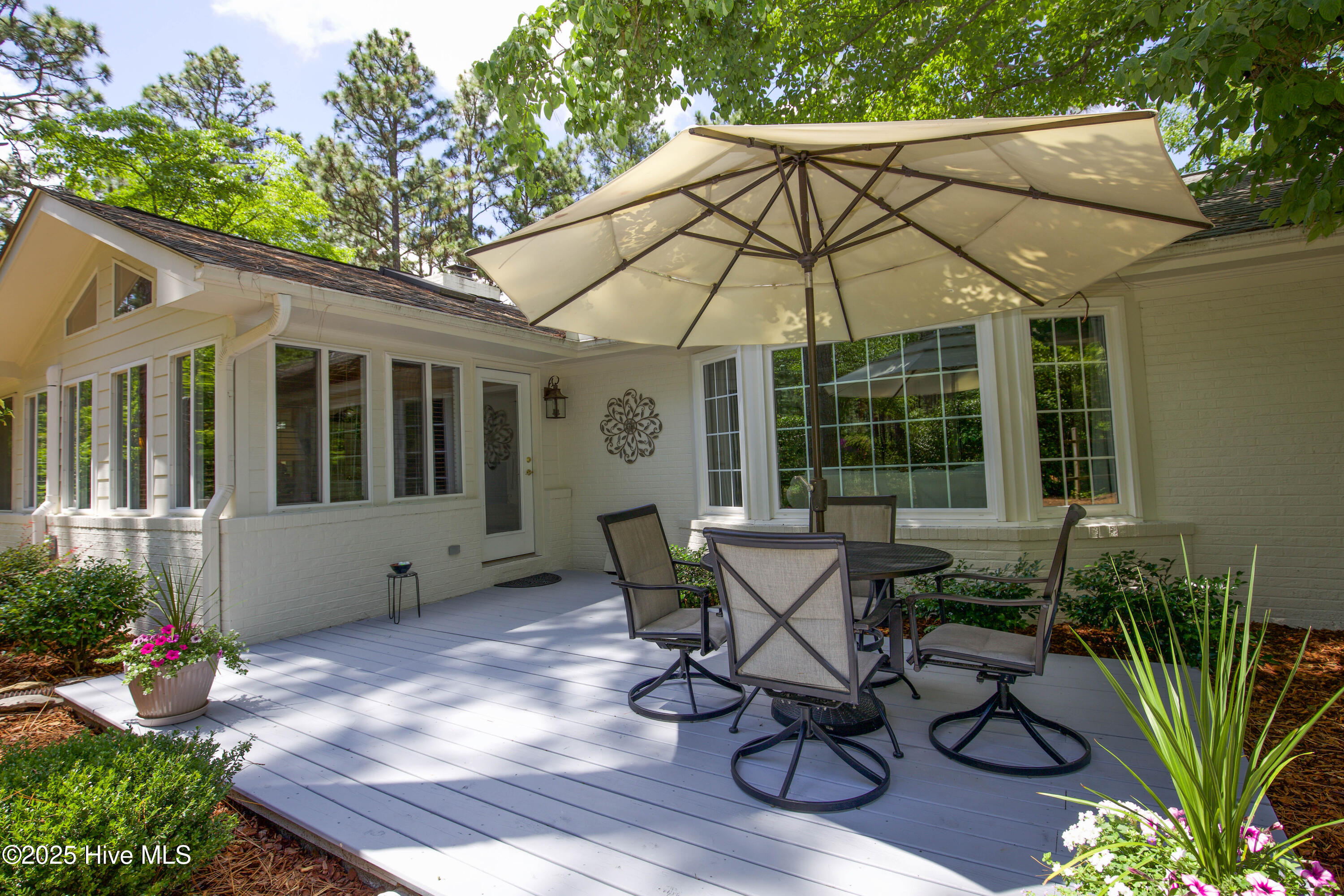 7 Saddle Place Property Photo 58