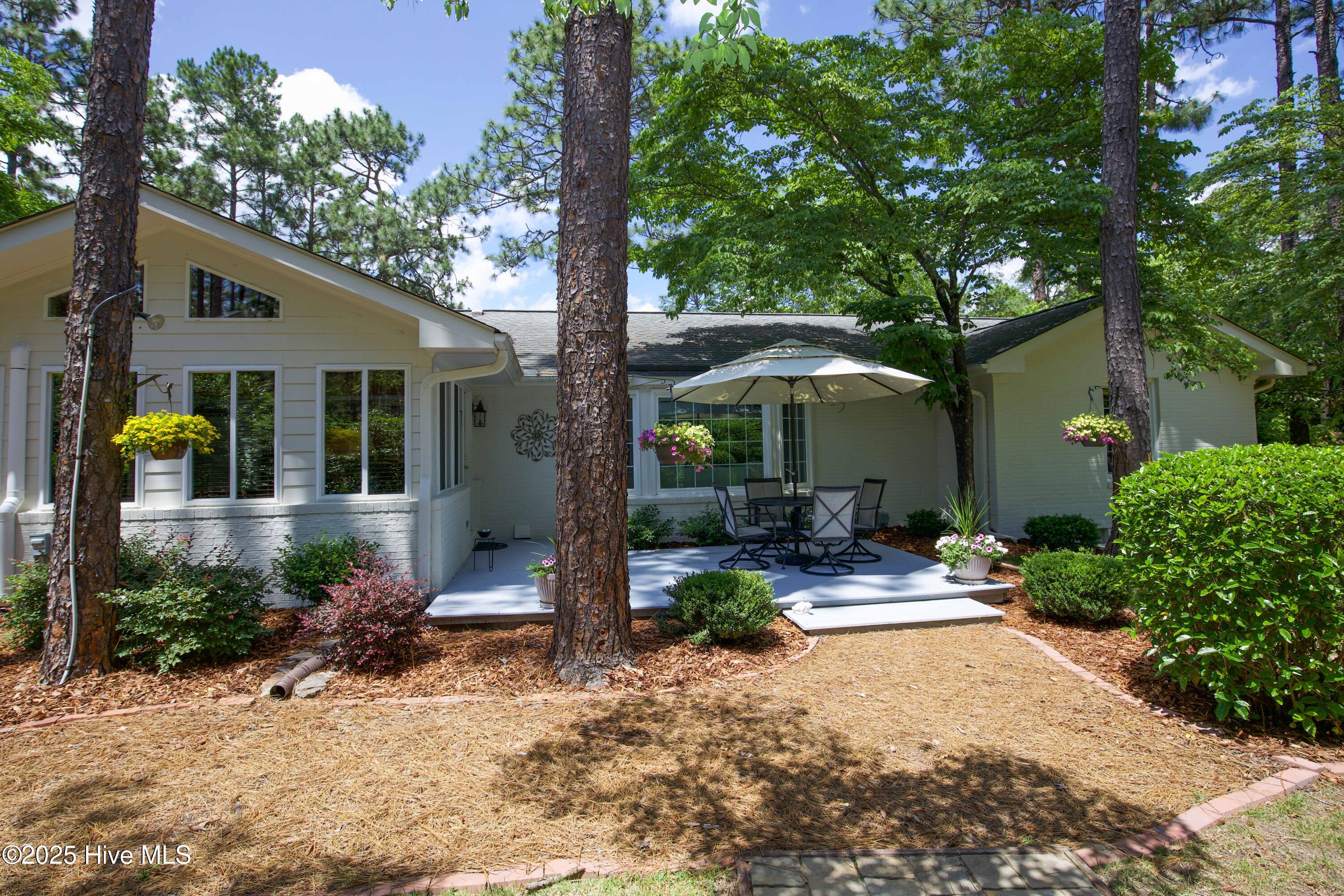 7 Saddle Place Property Photo 75