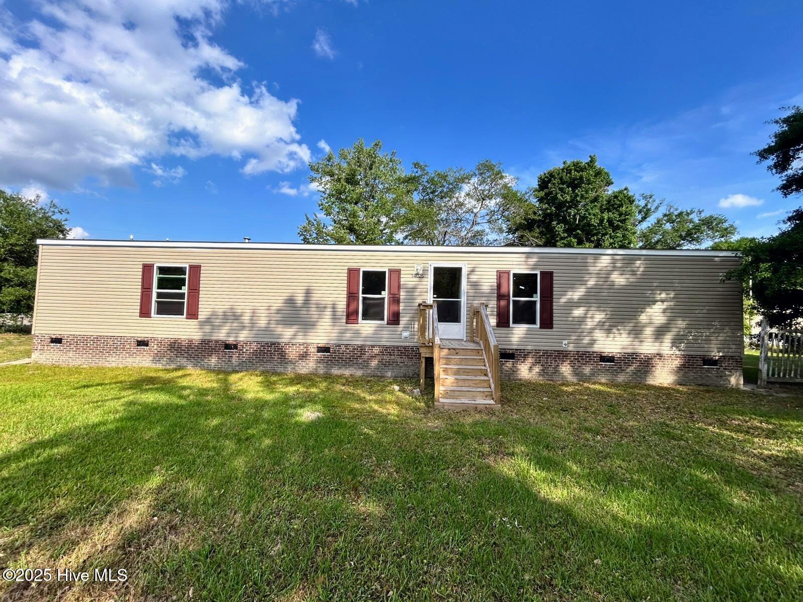 14025 Nc 41 Property Photo 1