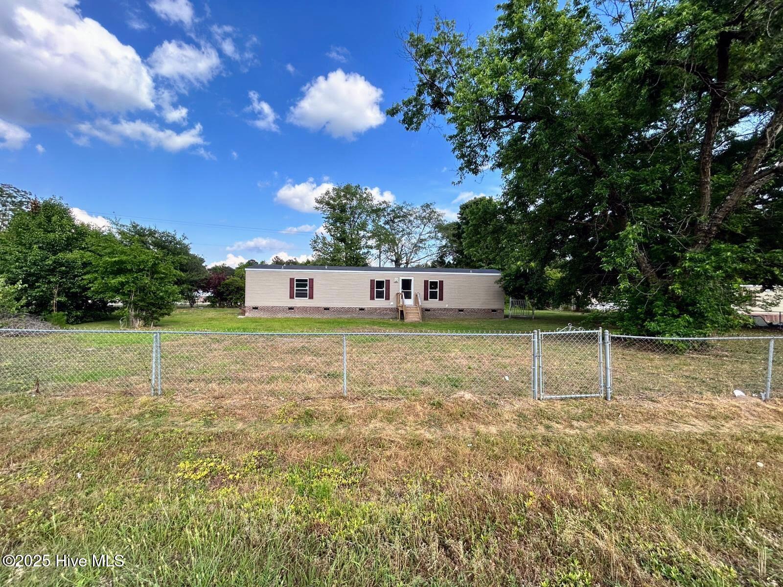 14025 Nc 41 Property Photo 2