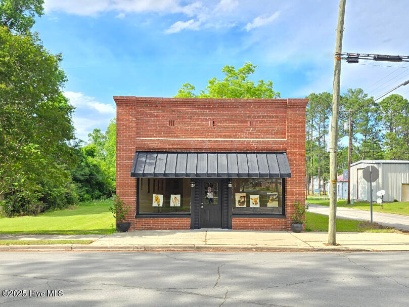 500 Main St Ex Street Property Photo 1