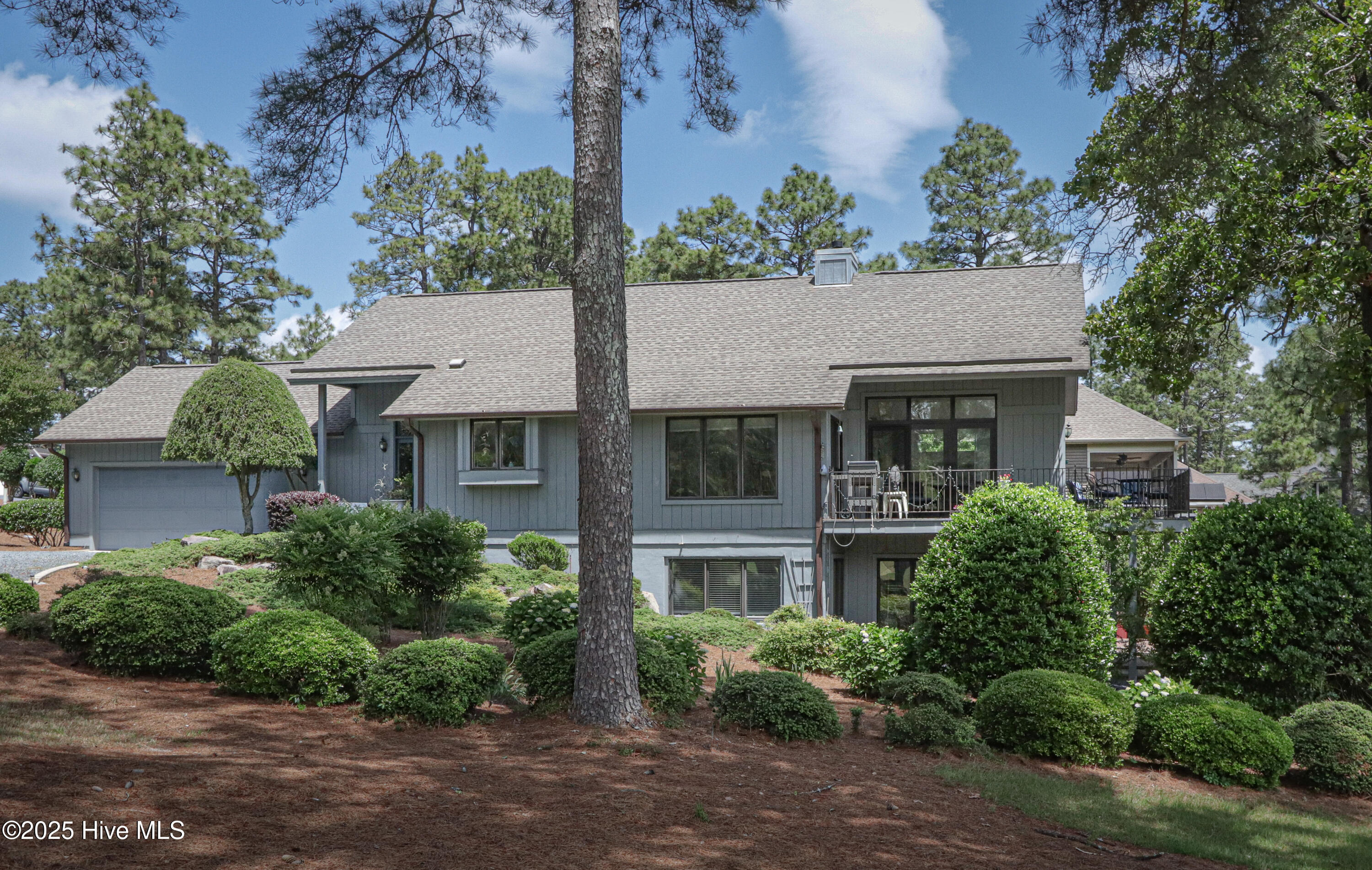 12 Shenecossett Lane Property Photo 1