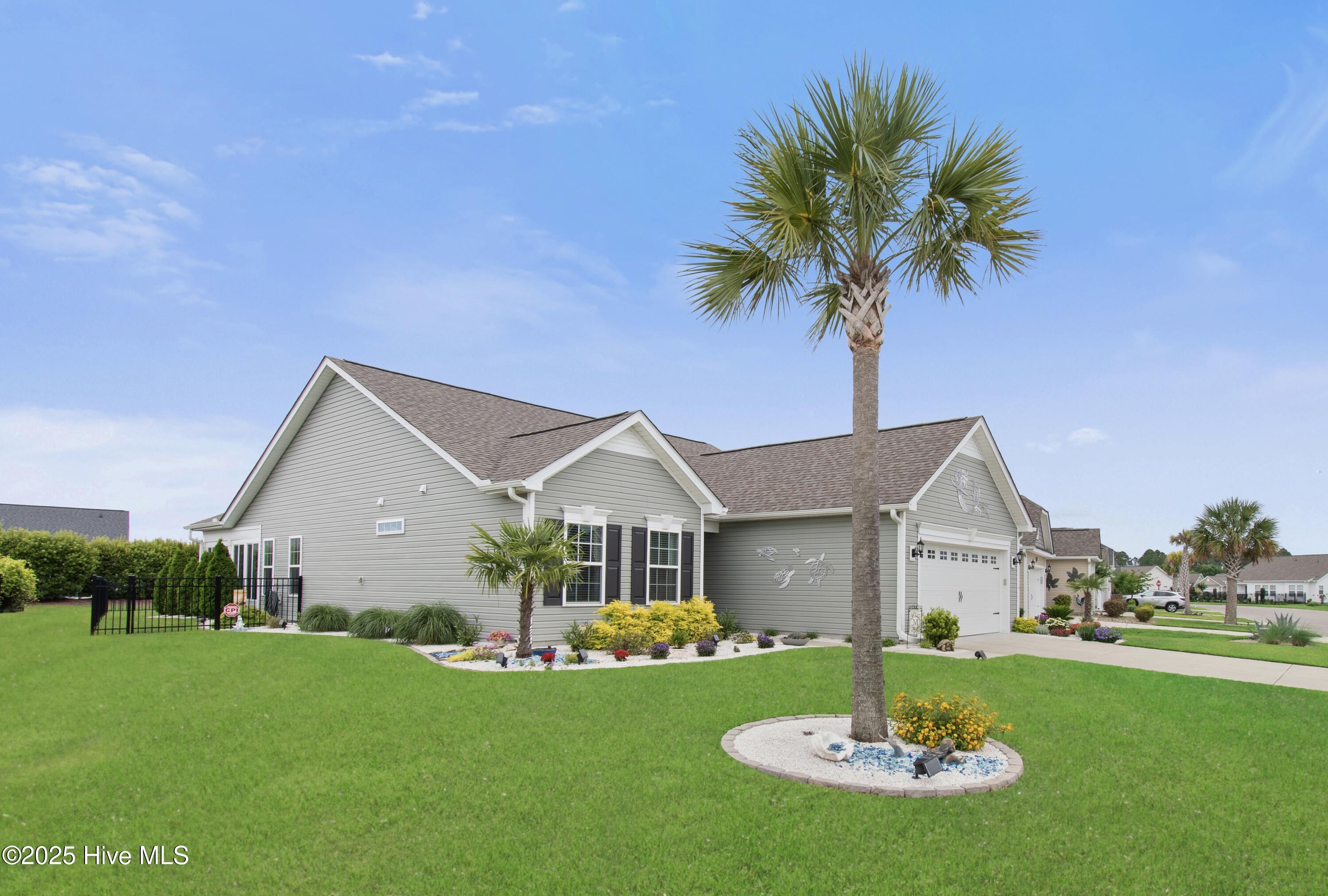 894 Teaticket Lane Property Photo 1