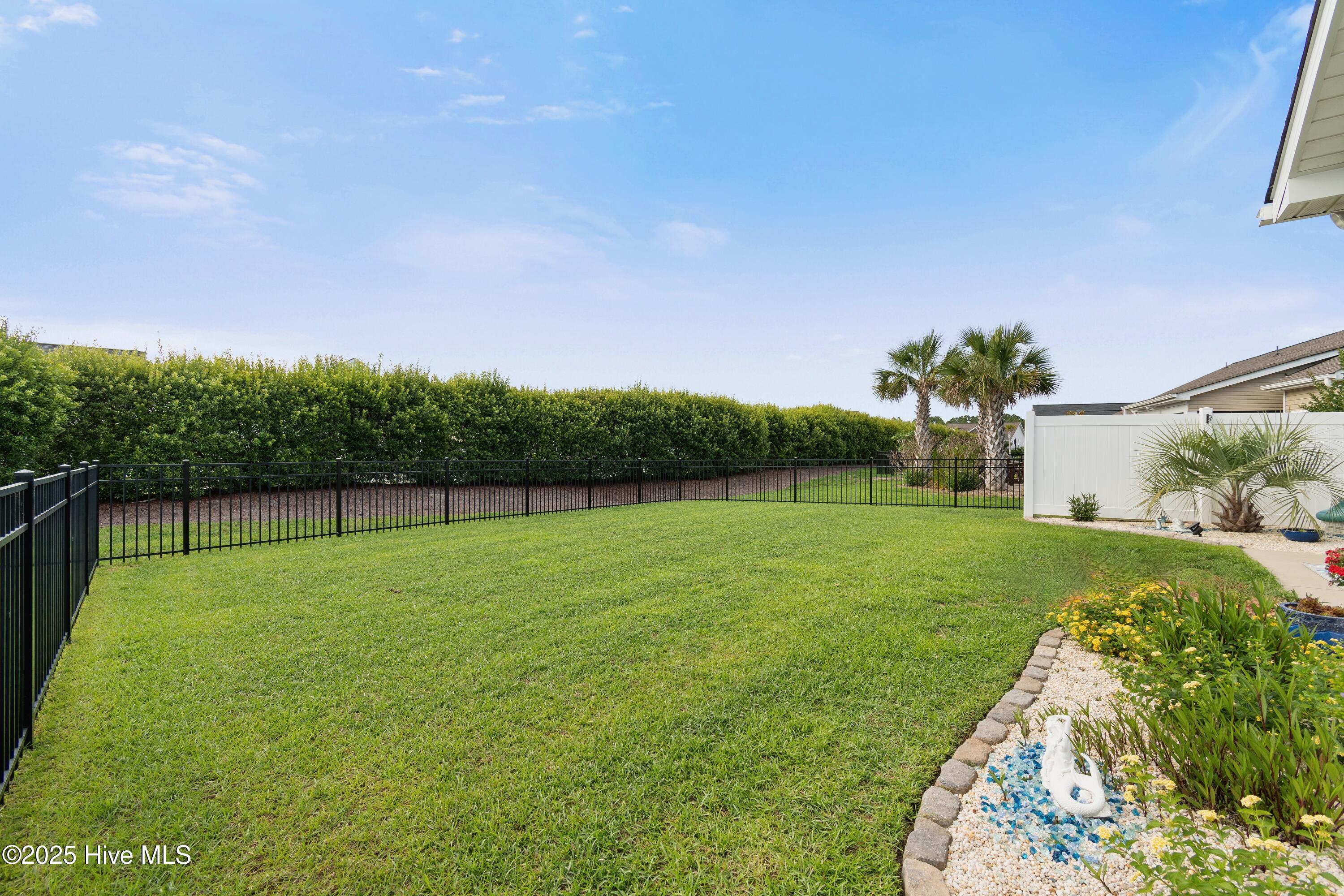 894 Teaticket Lane Property Photo 38