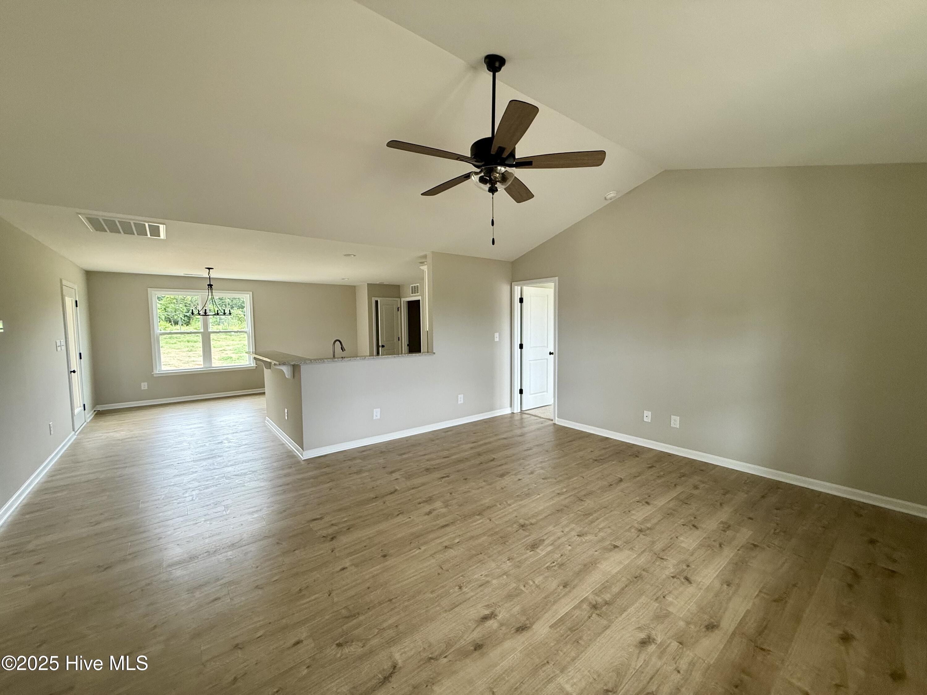 186 N Movado Trail Property Photo 2