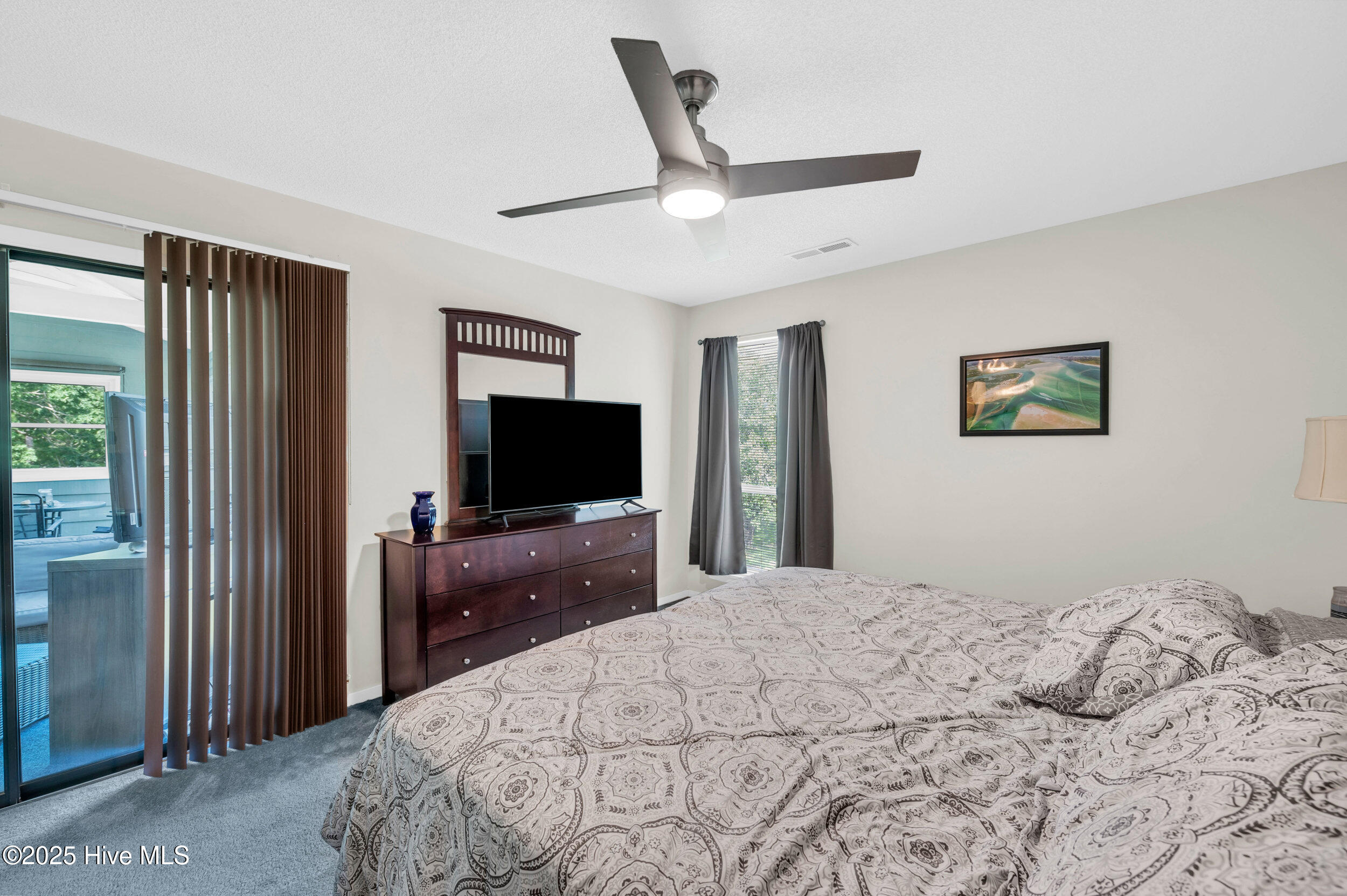 728 Azalea Drive 426 Property Photo 16